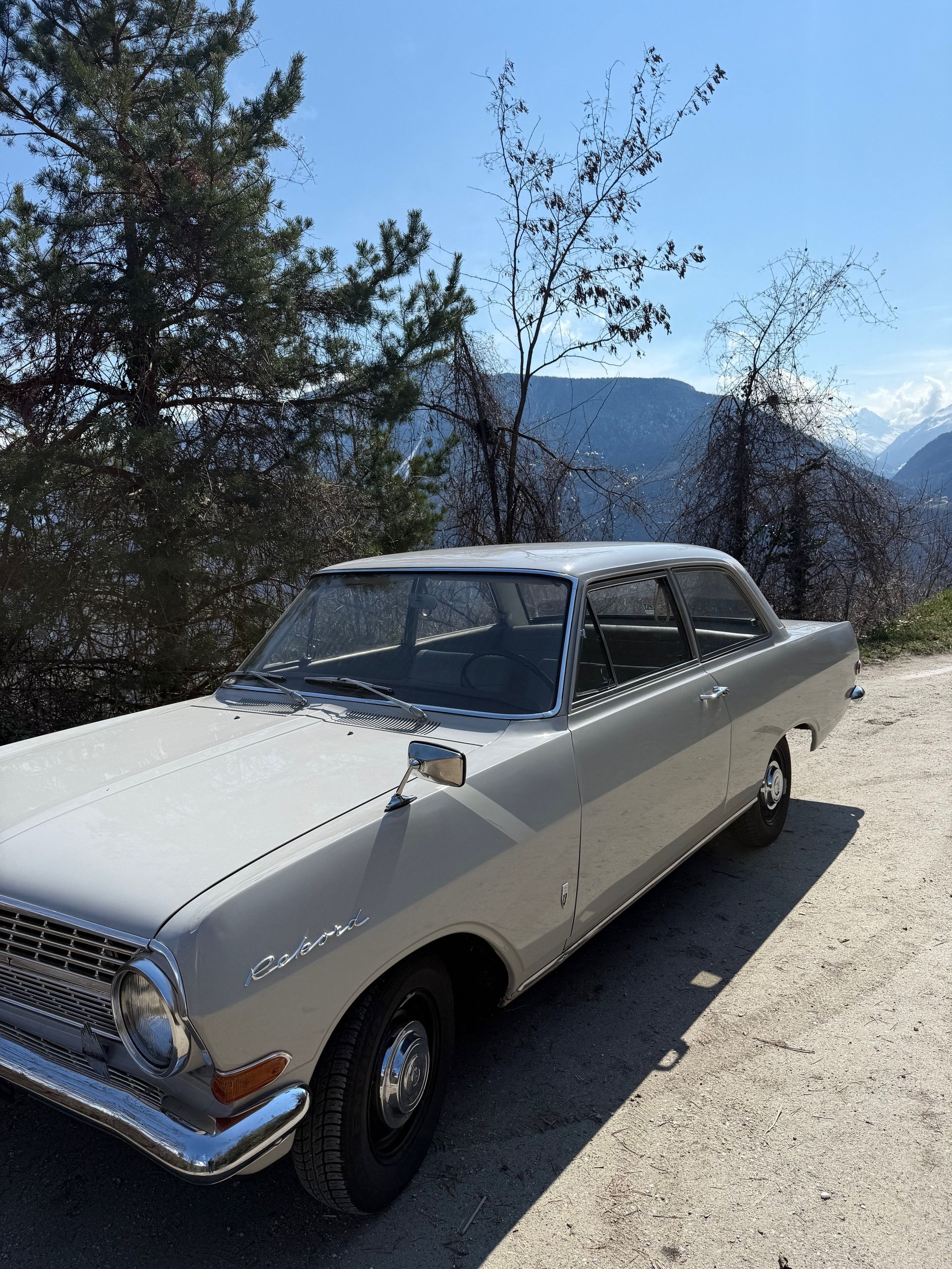OPEL OLYMPIA RECORD-image-1