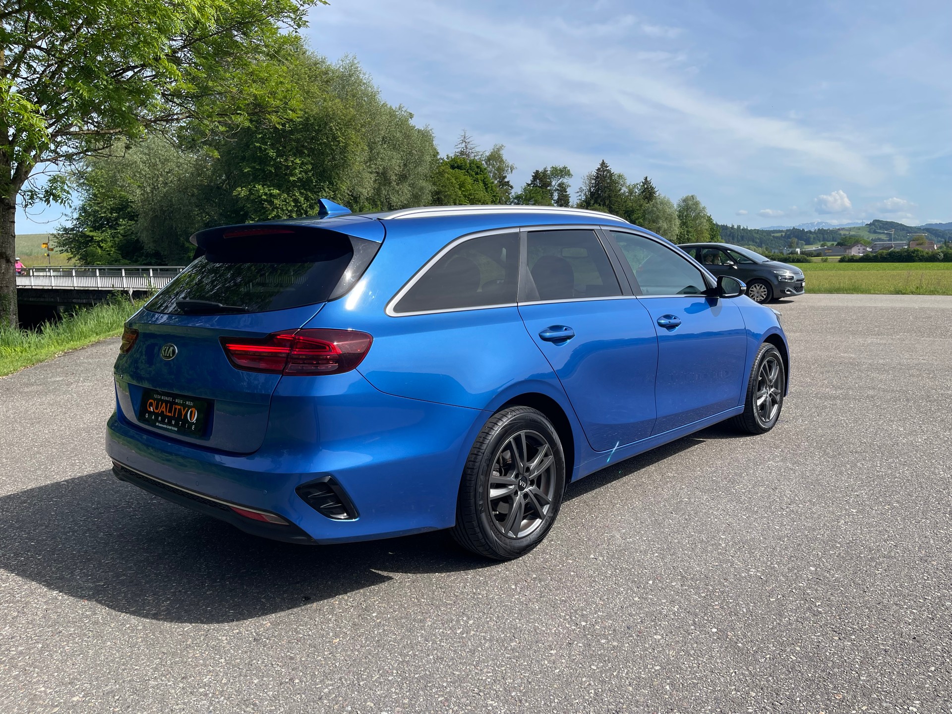 KIA Ceed Sportswagon 1.6 CRDi Style DCT-image-4
