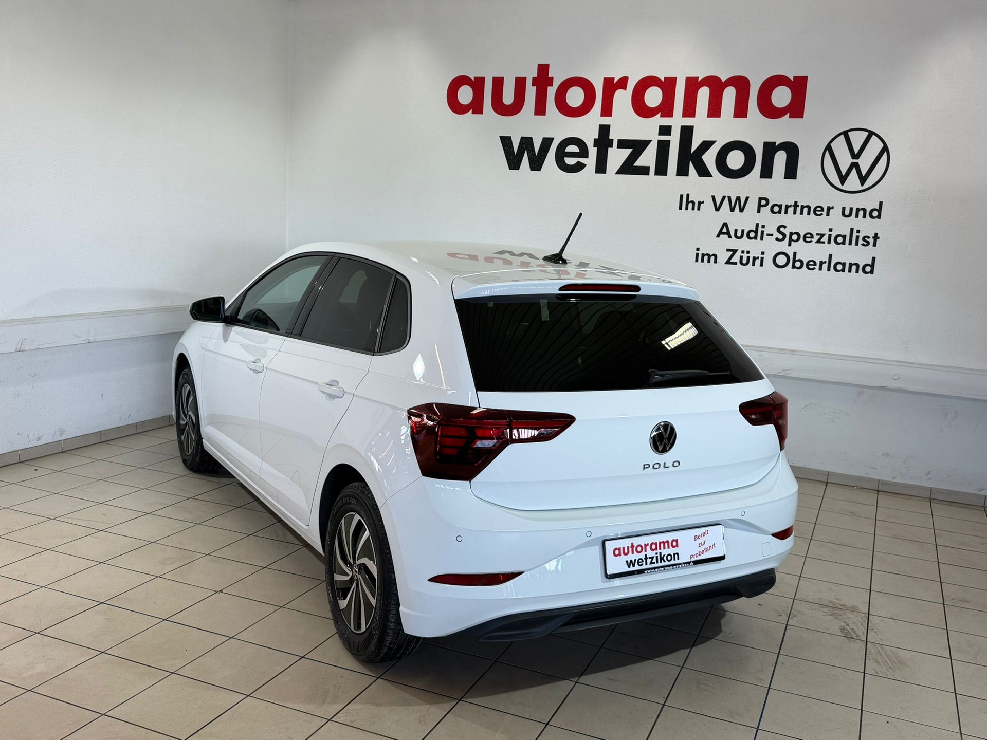 VW Polo 1.0 TSI Life DSG-showroom-element-3