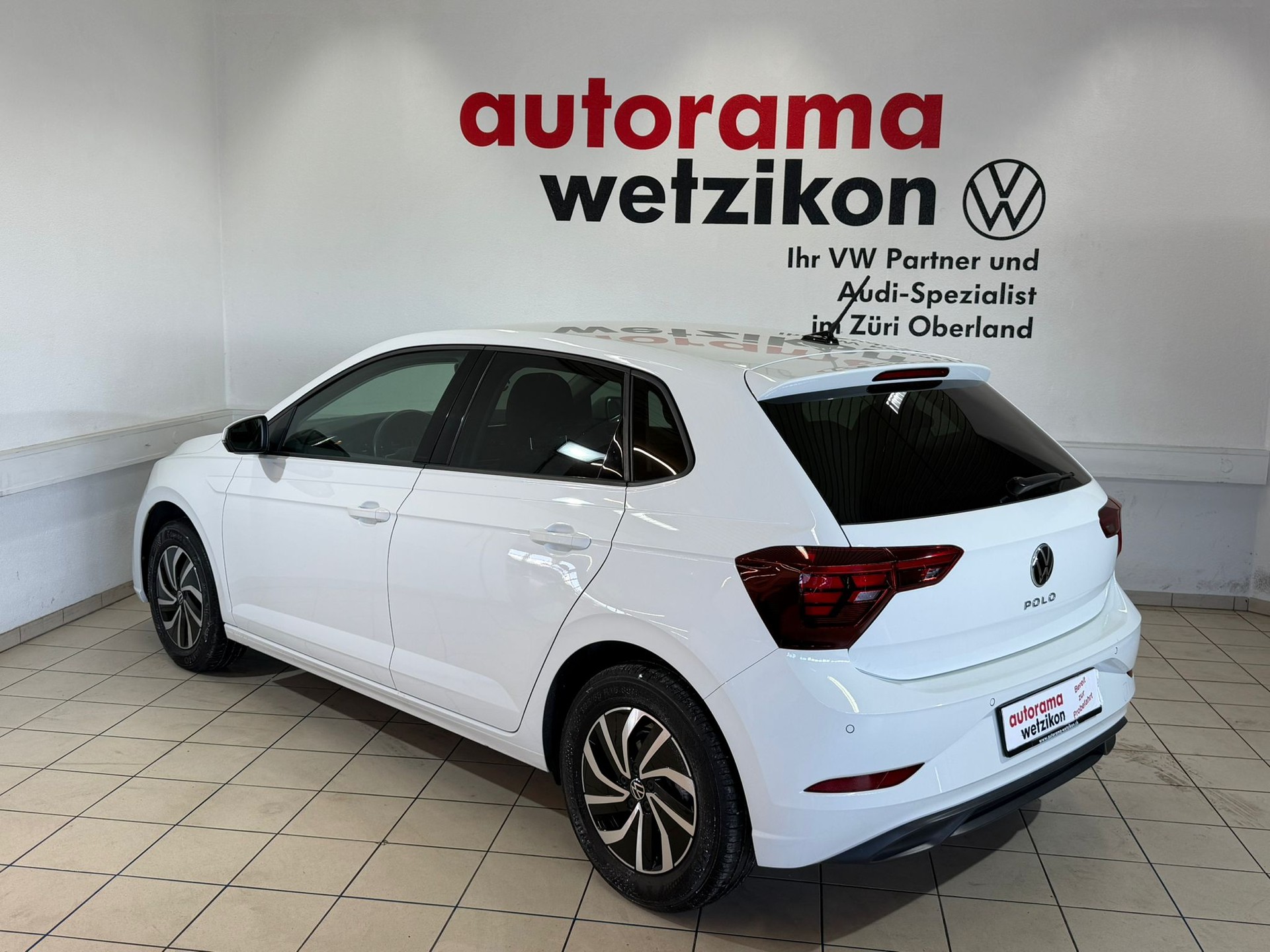 VW Polo 1.0 TSI Life DSG-showroom-element-2