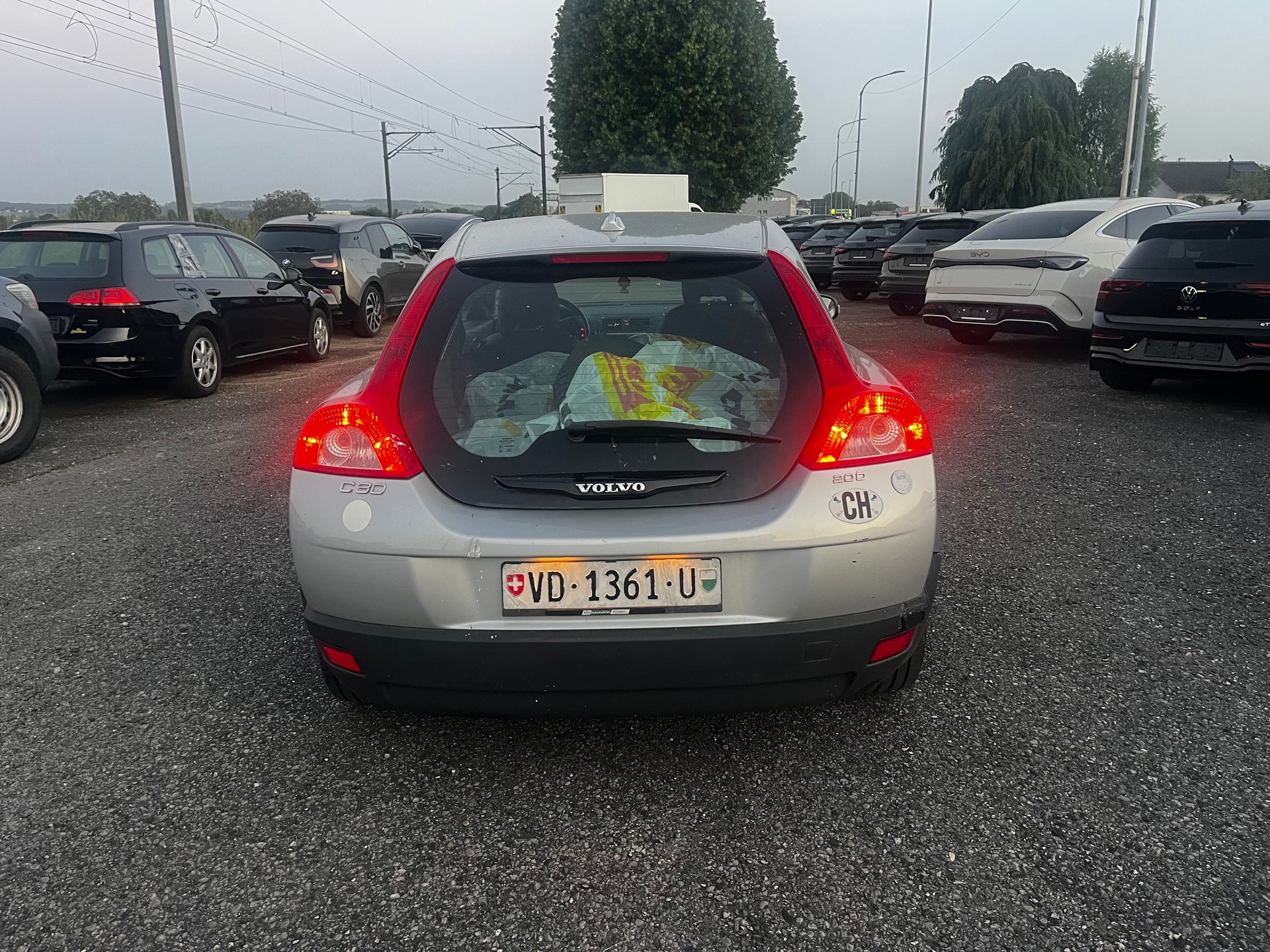 VOLVO C30 2.0D-image-11