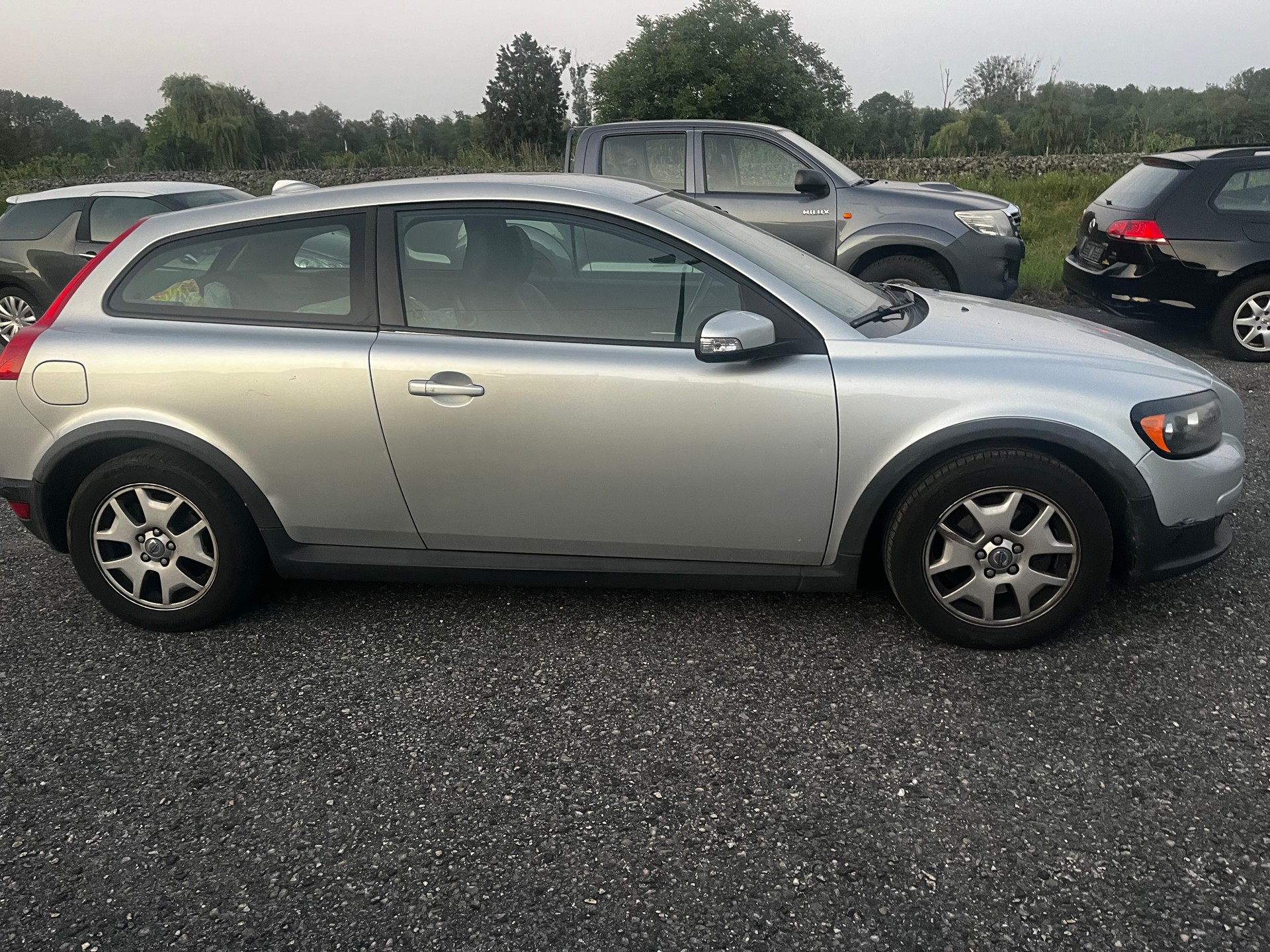 VOLVO C30 2.0D-image-1