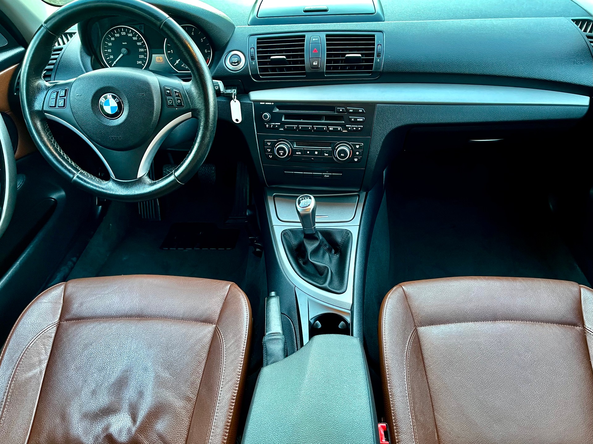 BMW 116i Dynamic Edition-image-26