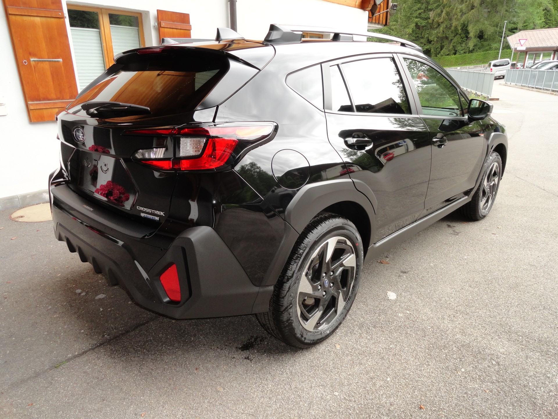 SUBARU Crosstrek 2.0 e-Boxer Passion AWD Lineartronic-showroom-element-3
