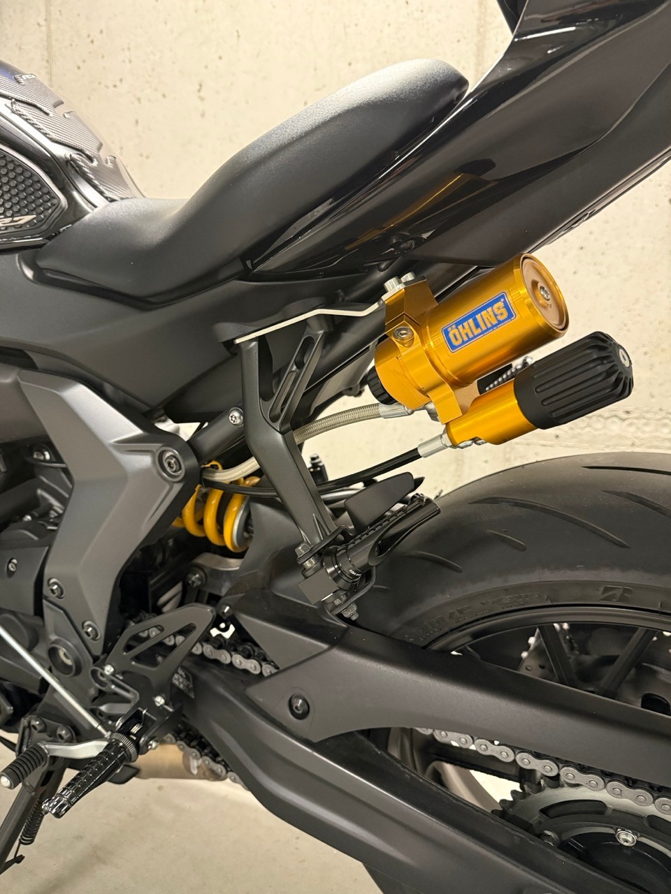 YAMAHA YZF-R7-image-3