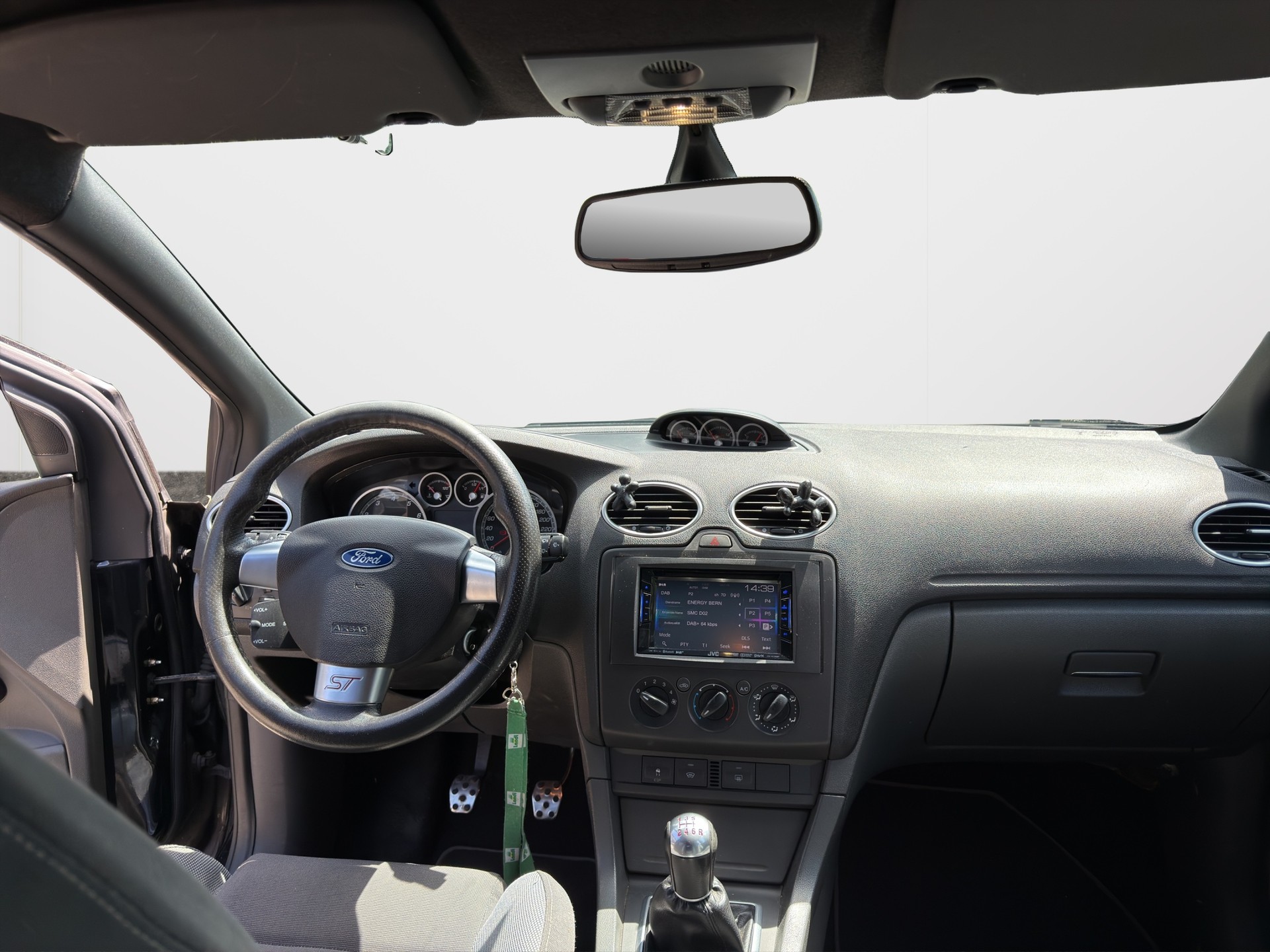 FORD Focus 2.5 Turbo ST-image-9