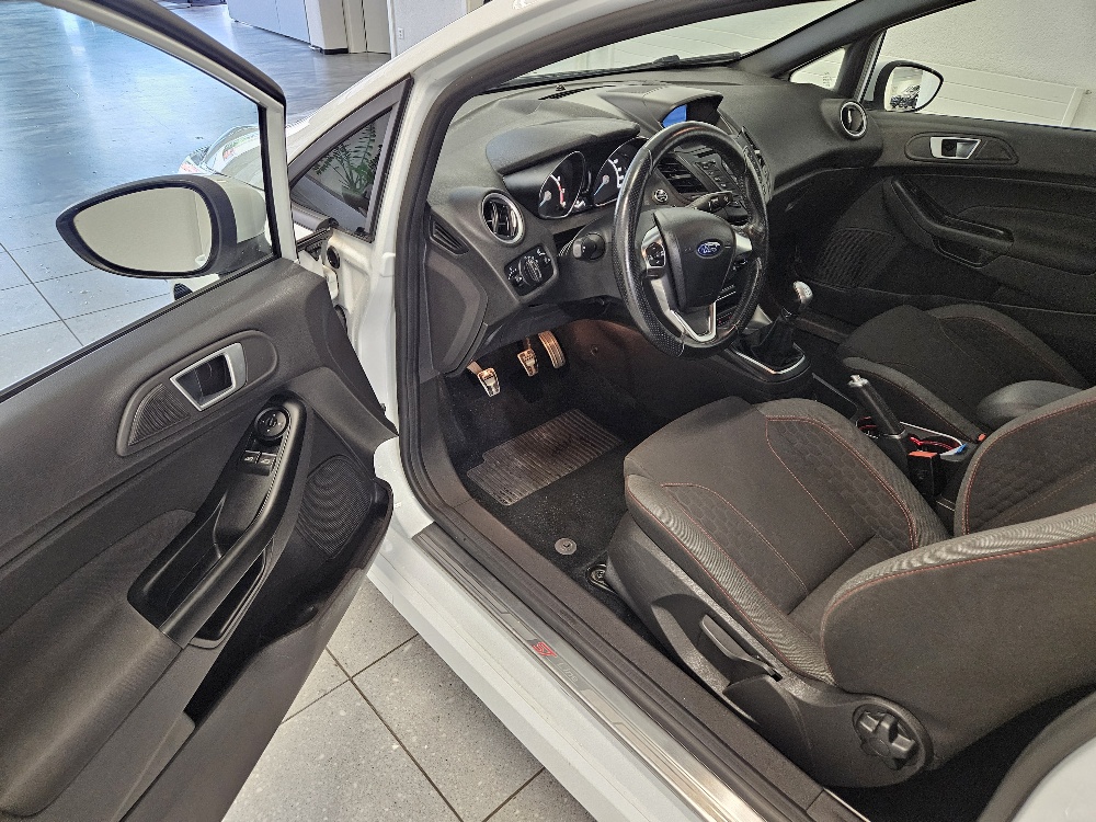 FORD Fiesta 1.0 SCTi ST Line-image-9