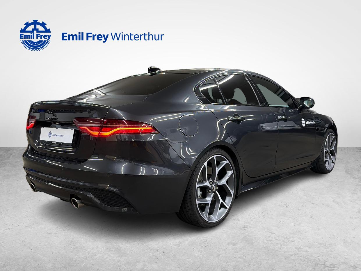 JAGUAR XE 2.0 T 300 Sport AWD-image-4