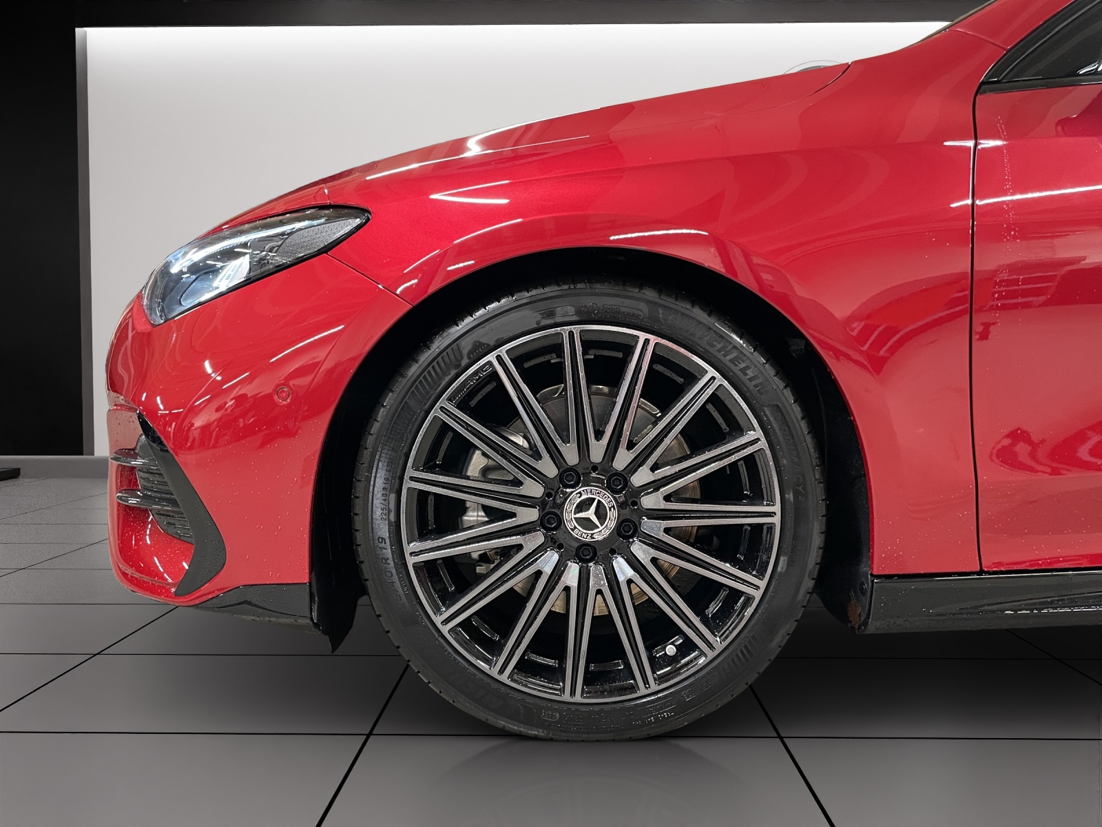 MERCEDES-BENZ CLA 220 8G-DCT 4Matic-showroom-element-2