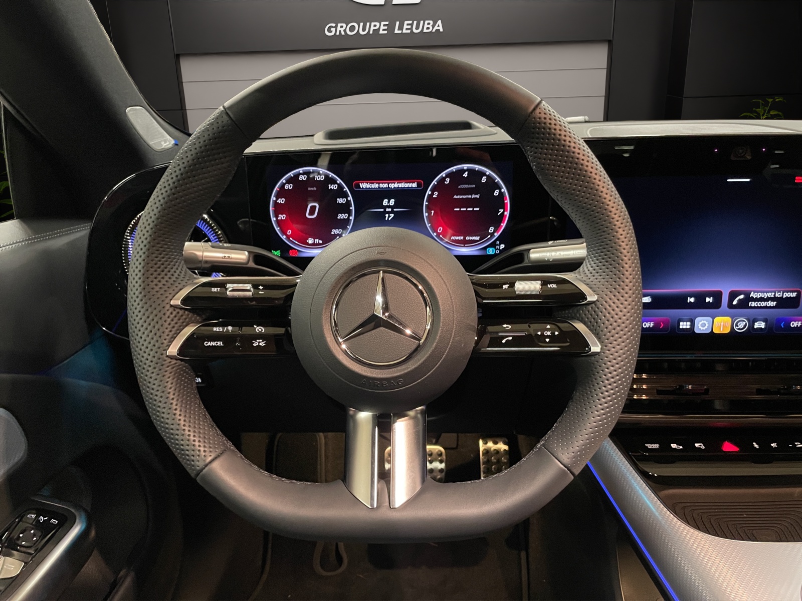 MERCEDES-BENZ CLA 220 8G-DCT 4Matic-image-12