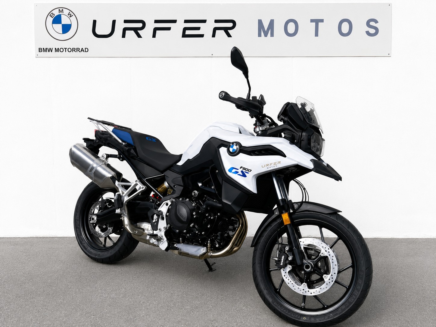 BMW F 800 GS (35kW)-image-1
