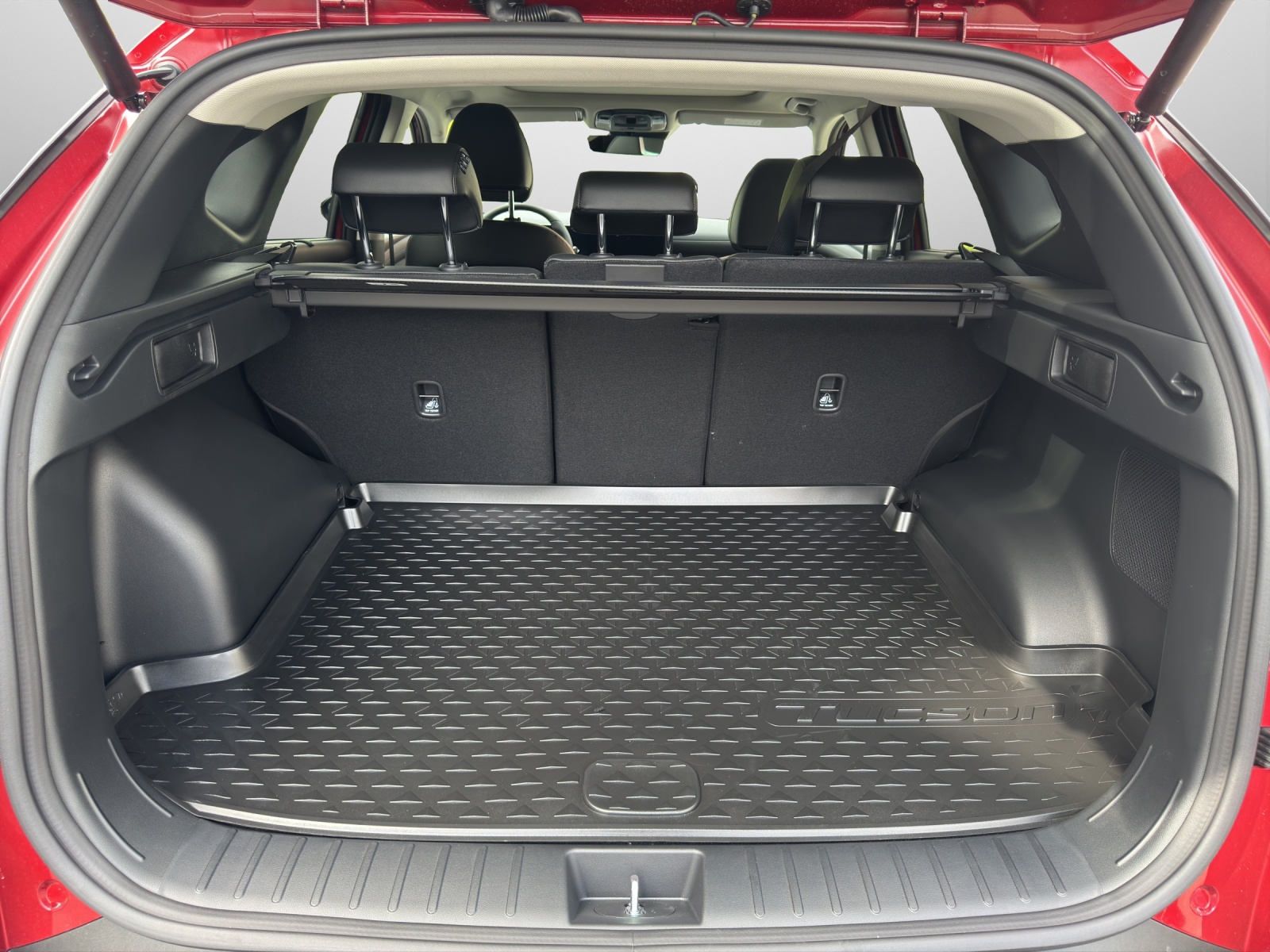 HYUNDAI Tucson 1.6 T-GDi HEV Vertex Swiss Edition 4WD MY27-image-14