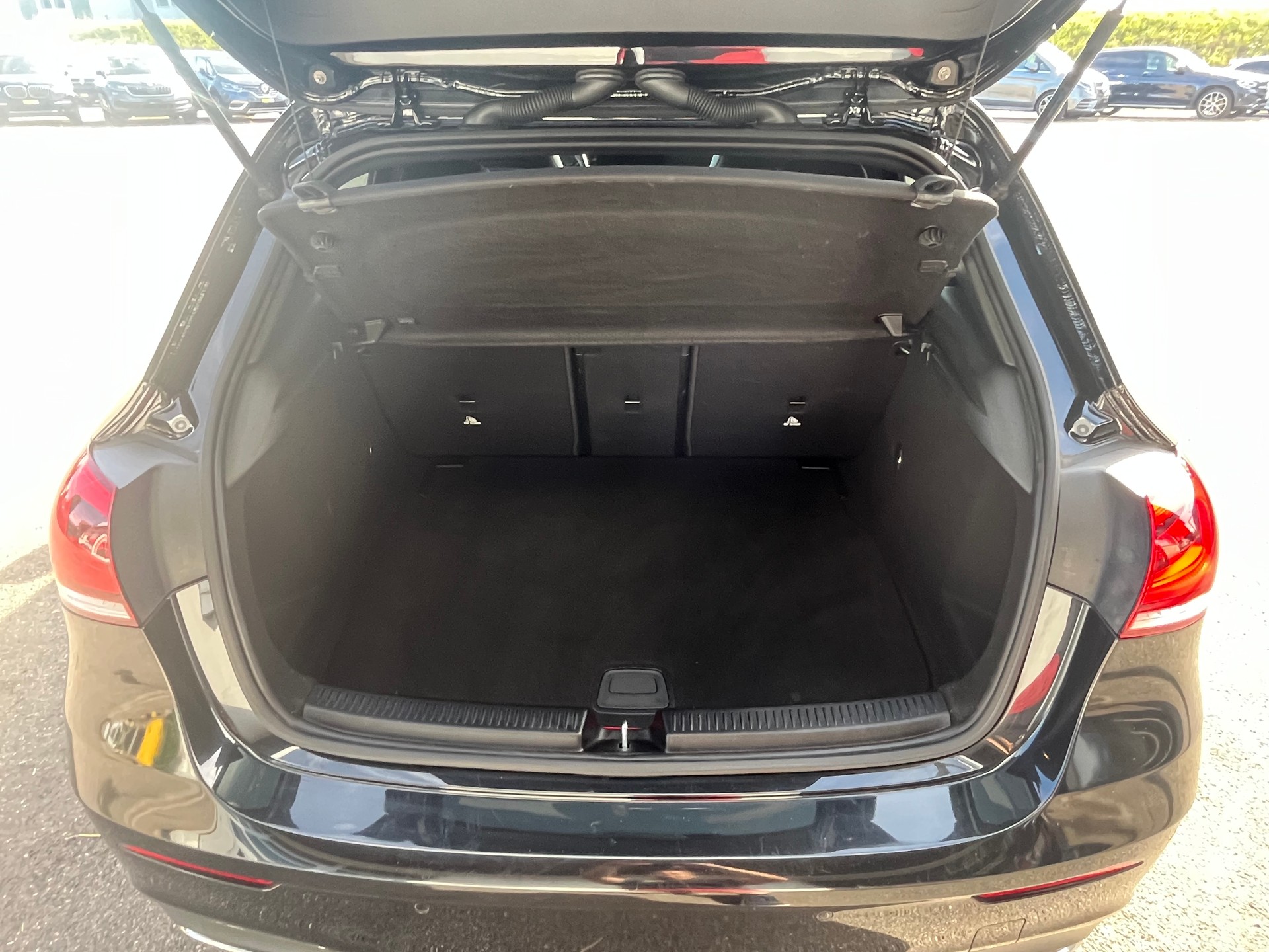 MERCEDES-BENZ A 180 Night Star AMG Line 7G-DCT (CH)-image-13