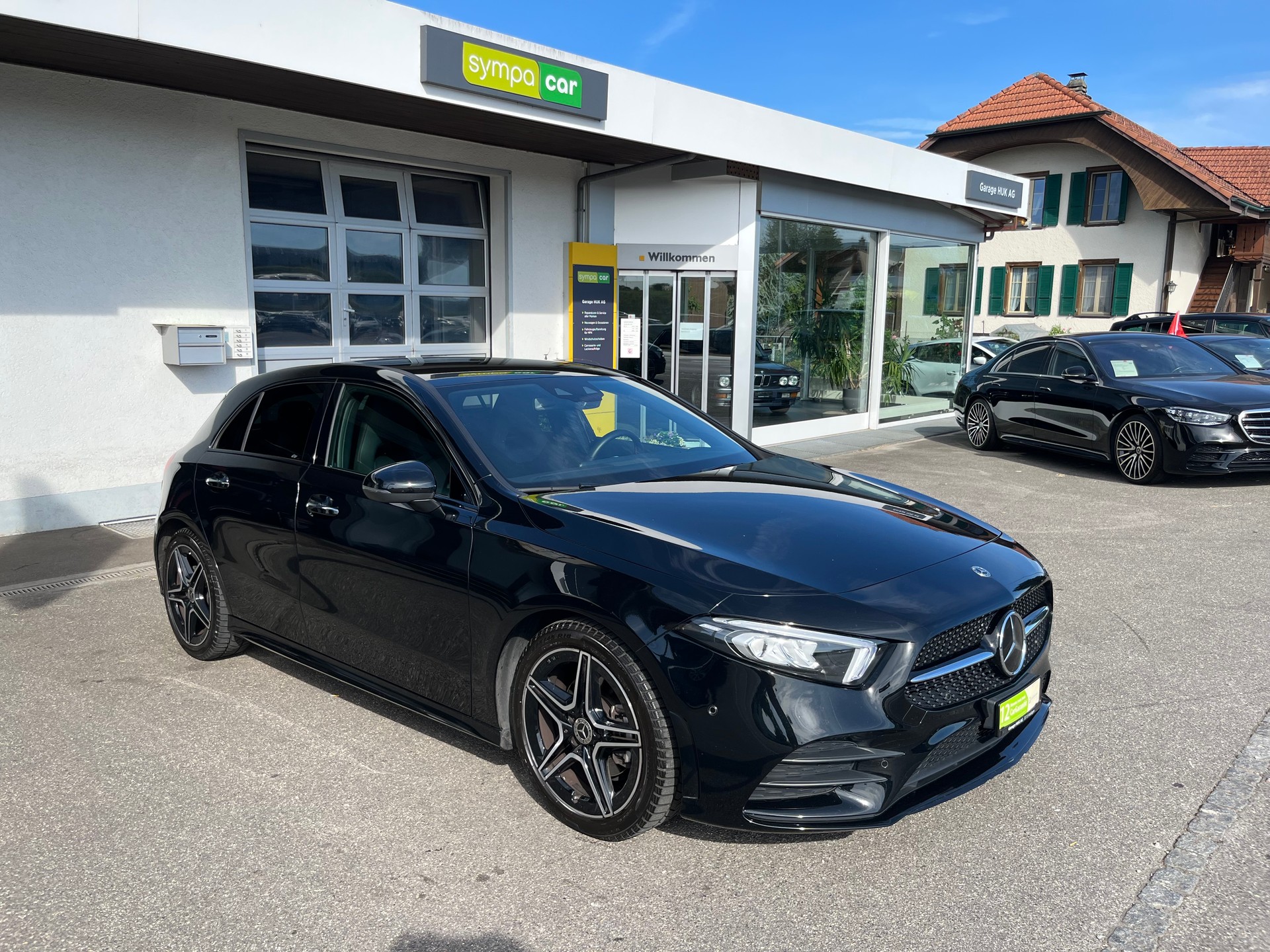 MERCEDES-BENZ A 180 Night Star AMG Line 7G-DCT (CH)