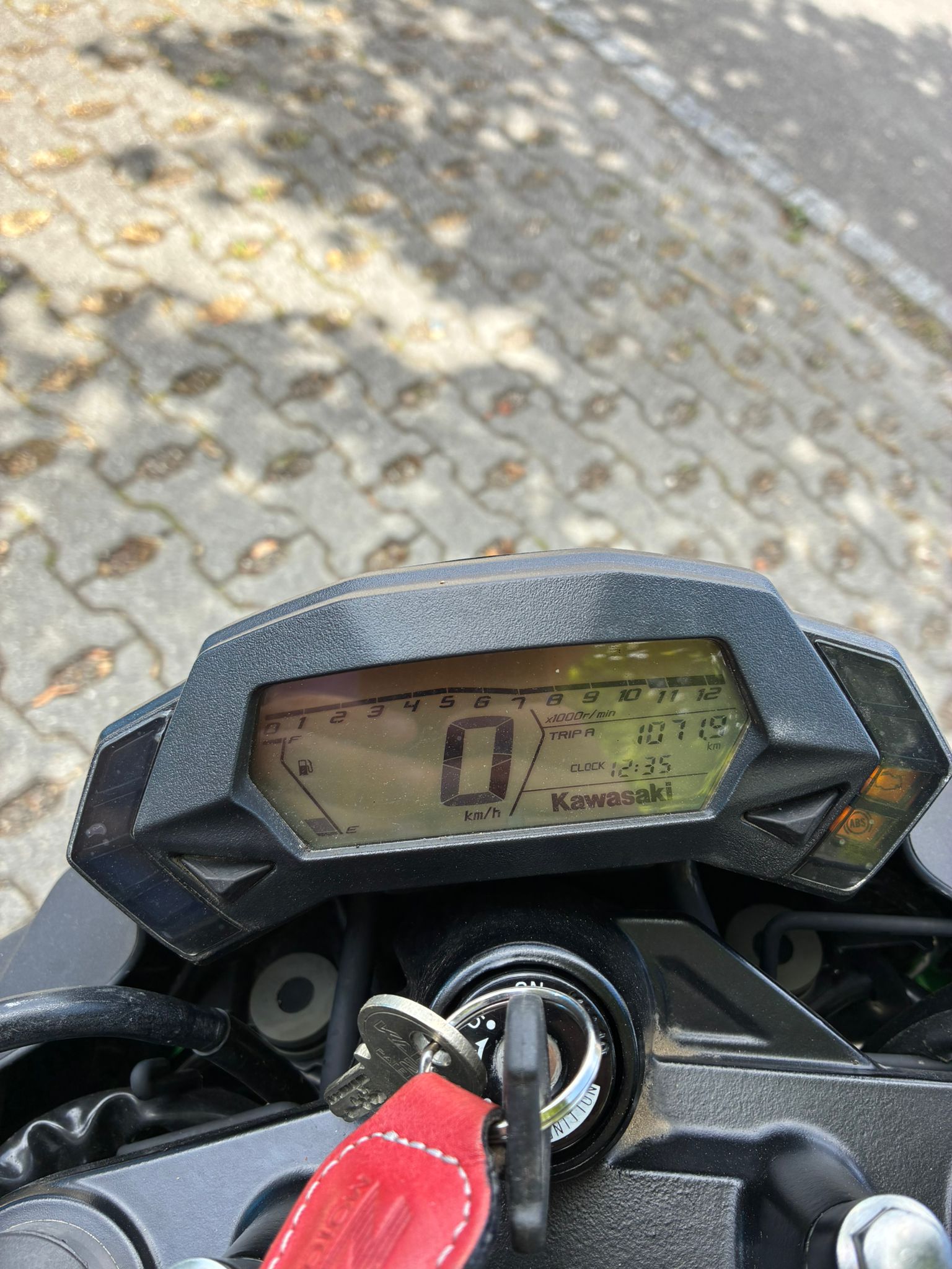 KAWASAKI Z 125-image-4