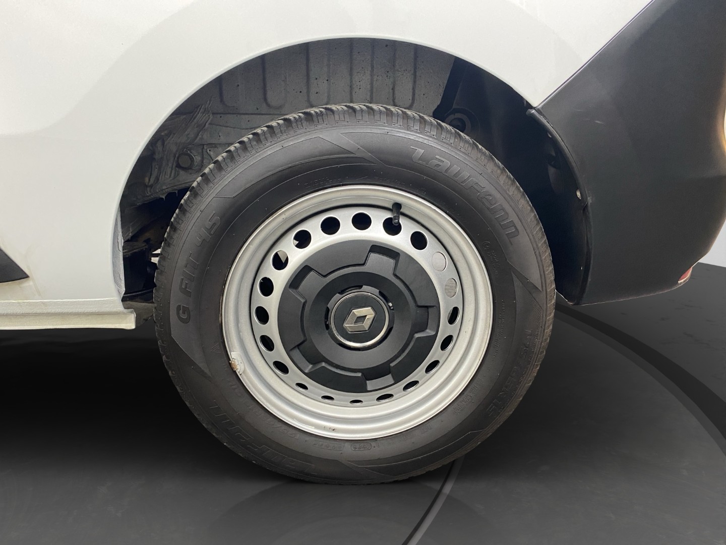 RENAULT Express 1.3TCe 100 PF Advance-image-22