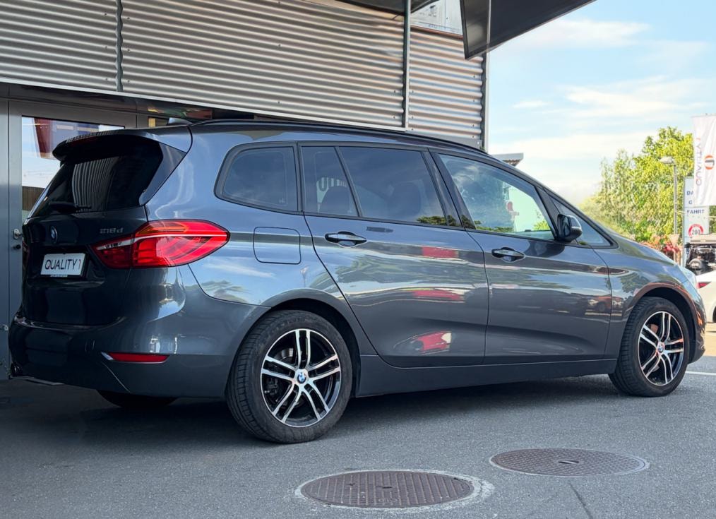 BMW 218d Gran Tourer-showroom-element-2