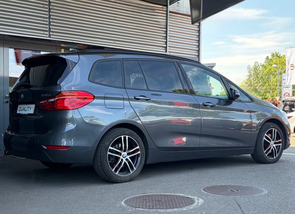 BMW 218d Gran Tourer-showroom-element-2