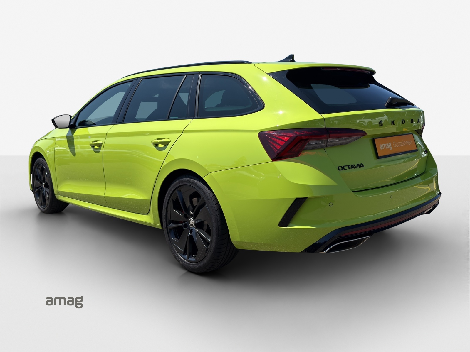 SKODA Octavia Combi 2.0 TSI DSG RS-showroom-element-2