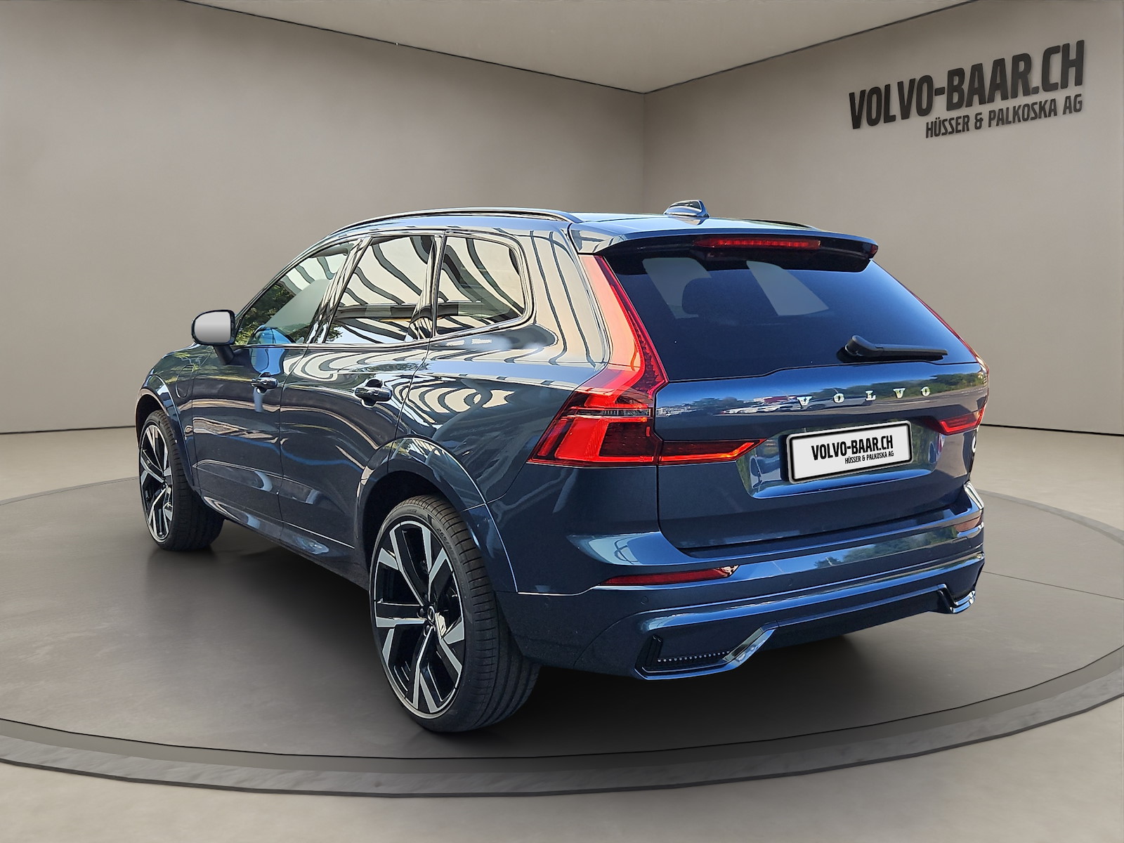 VOLVO XC60 2.0 T8 TE Ultra Dark eAWD-showroom-element-2