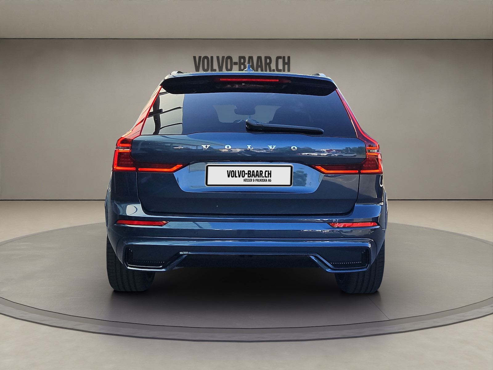 VOLVO XC60 2.0 T8 TE Ultra Dark eAWD-showroom-element-3