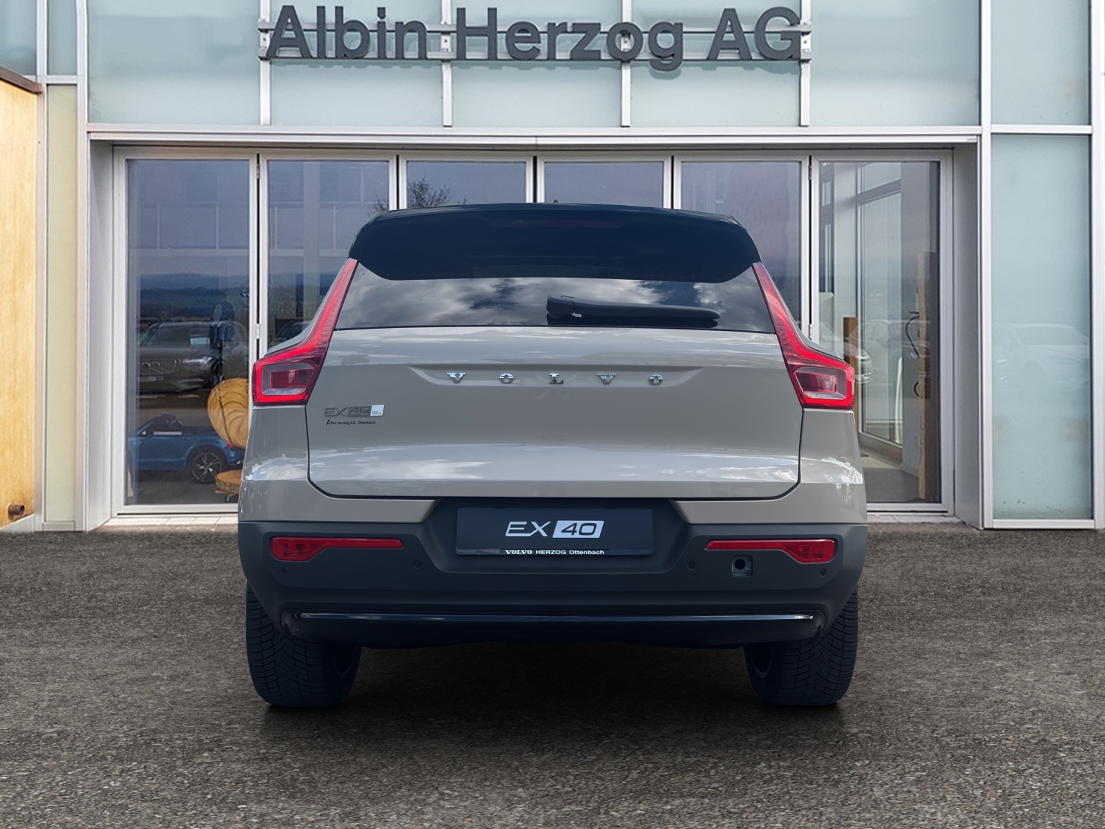 VOLVO EX40 Twin Performance Ultra AWD-image-5