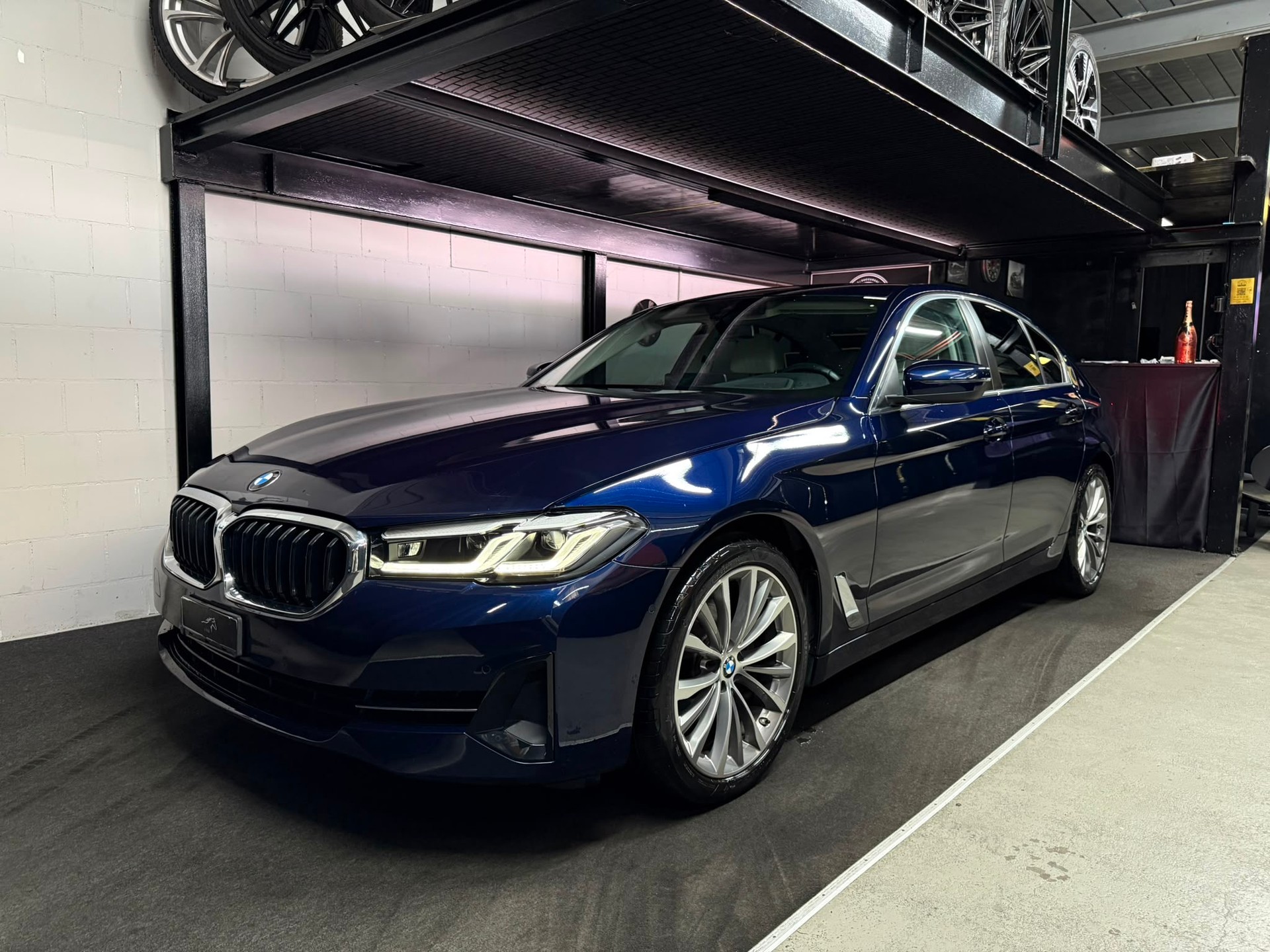 BMW 520d xDrive 48V Steptronic