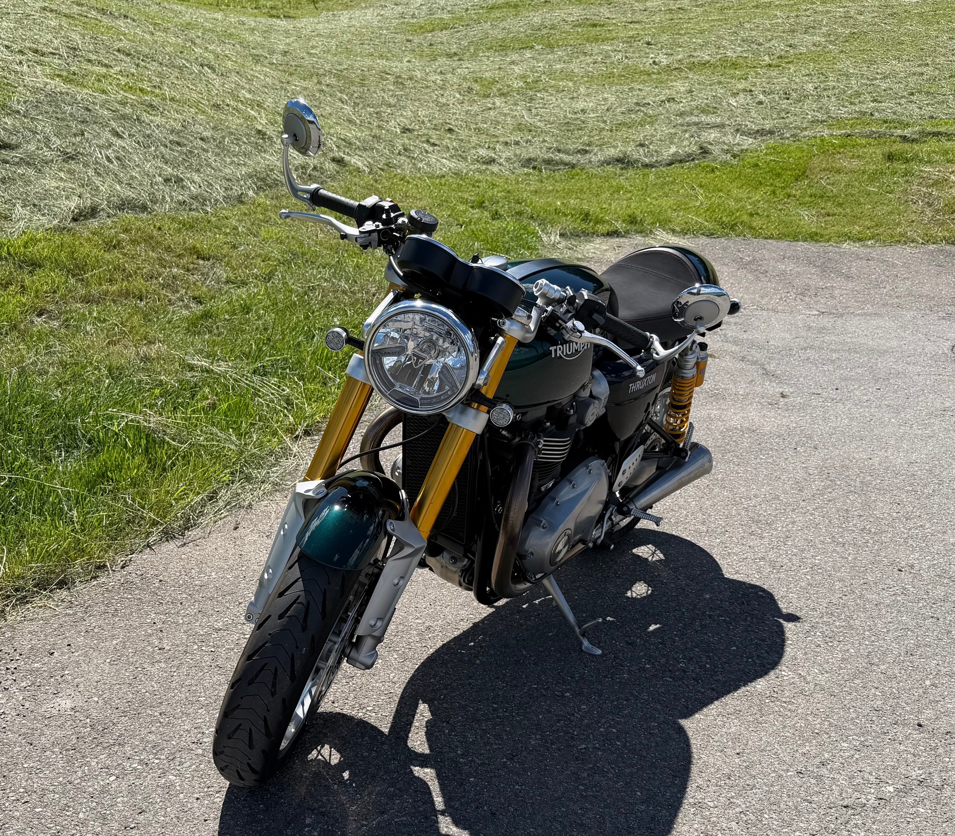 TRIUMPH Thruxton R 1200 I ABS mit Sonderlackierung-image-3
