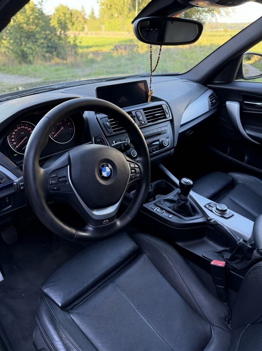BMW 125i M-Paket Vollausstattung-image-1