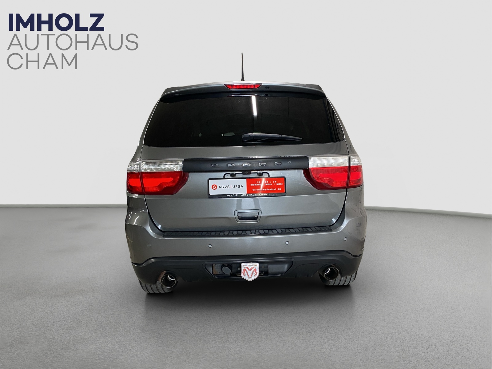 DODGE Durango-showroom-element-3