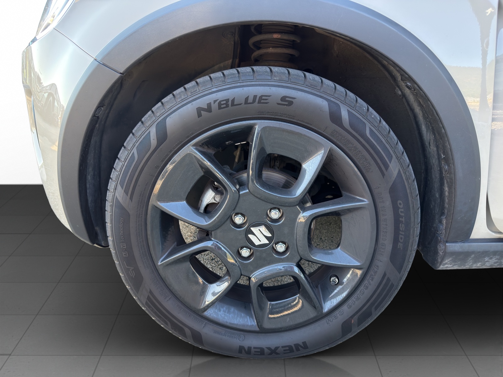 SUZUKI Ignis 1.2i GeneratTopHybr-image-5