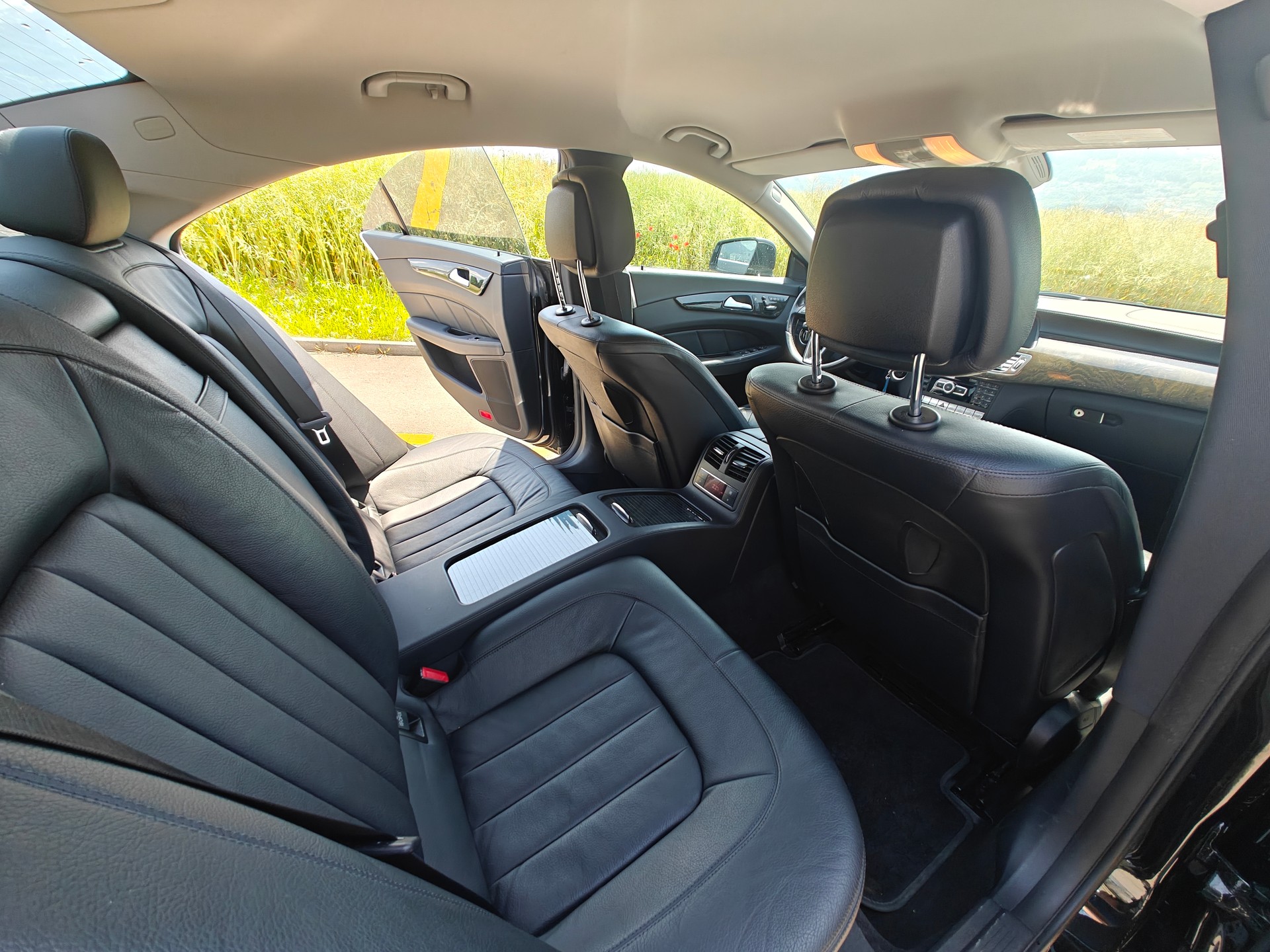 MERCEDES-BENZ CLS 500 V8 BlueEF 4matic-image-7
