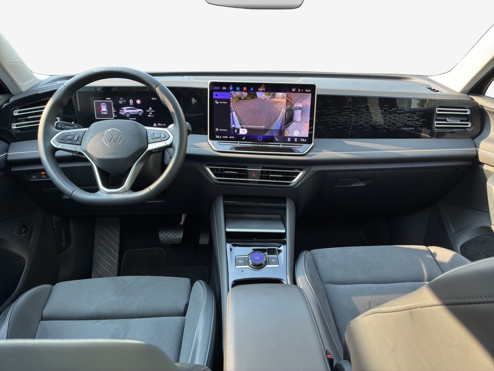 VW Tiguan 2.0 TSI DSG Elegance 4Motion-image-10