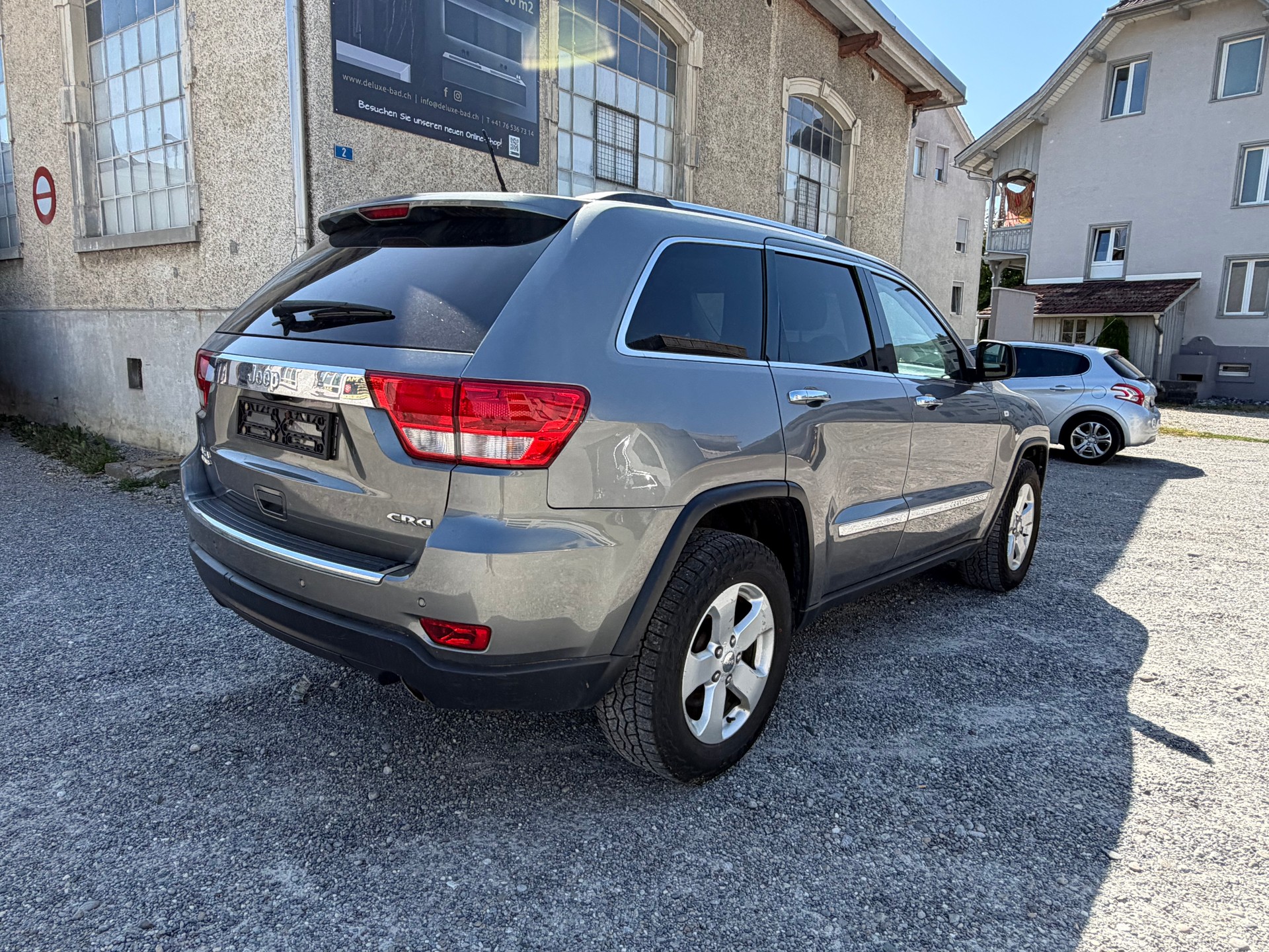 JEEP Grand Cherokee 3.0 CRD Overland Automatic-image-2