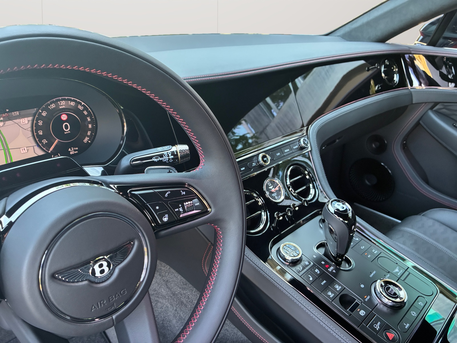 BENTLEY Continental GT S V8 680 PS/ 1.9% Leasing möglich.-image-11