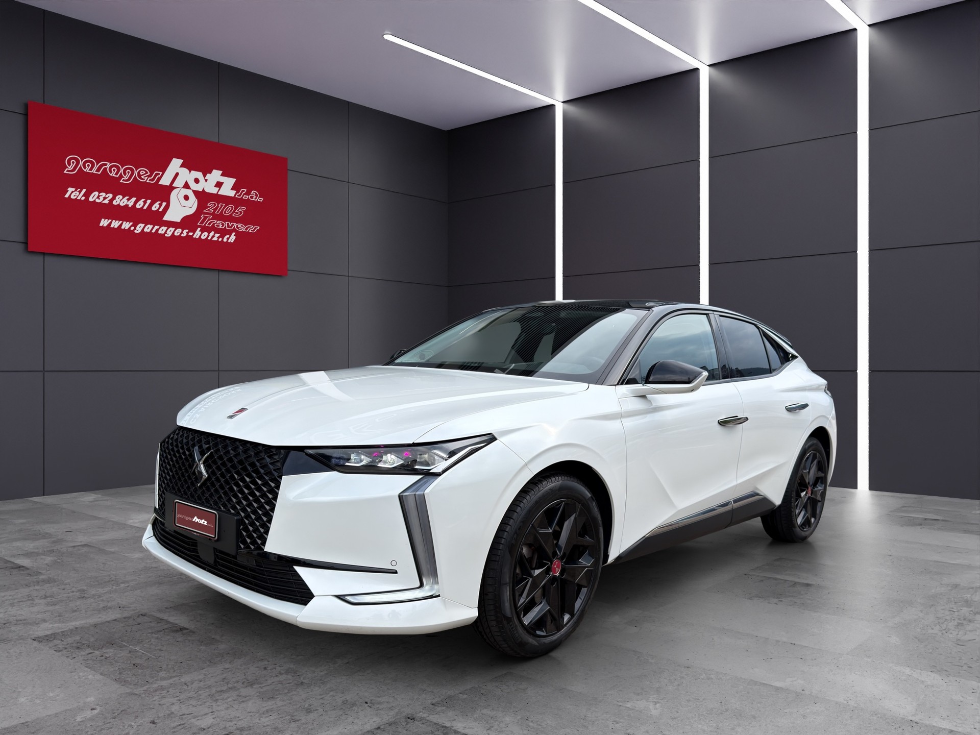 DS AUTOMOBILES DS4 1.6 Performance Line+-showroom-element-1