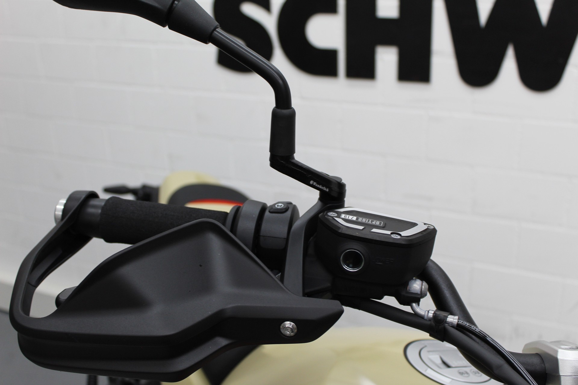BMW R 12 G/S-image-10