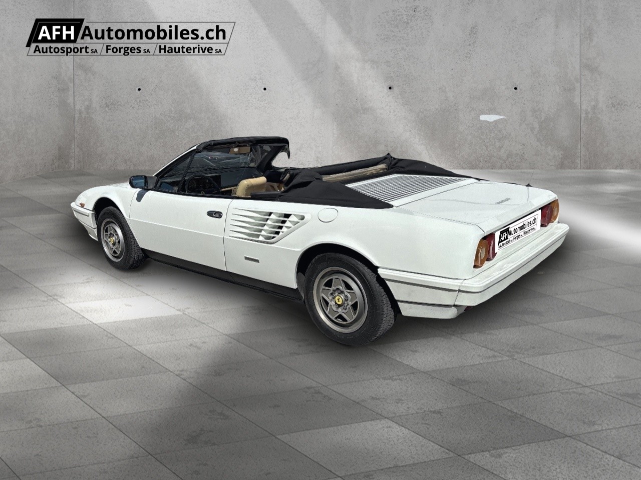 FERRARI MONDIAL-showroom-element-2