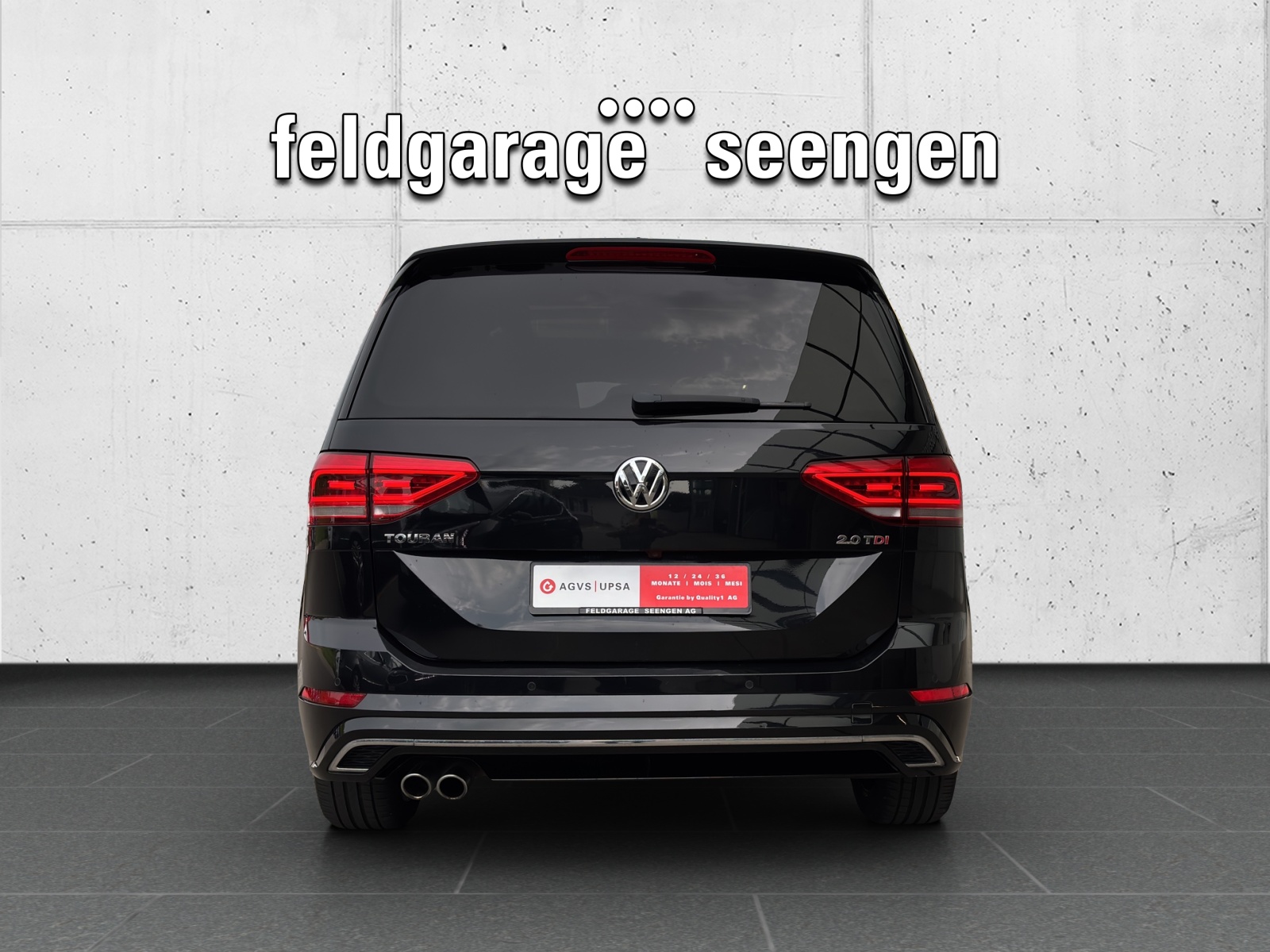 VW Touran 2.0 TDI BlueMotion Technology Highline R-Line DSG mit AHK, Panorama-Schiebedach & 7 Sitzplätzen-image-5
