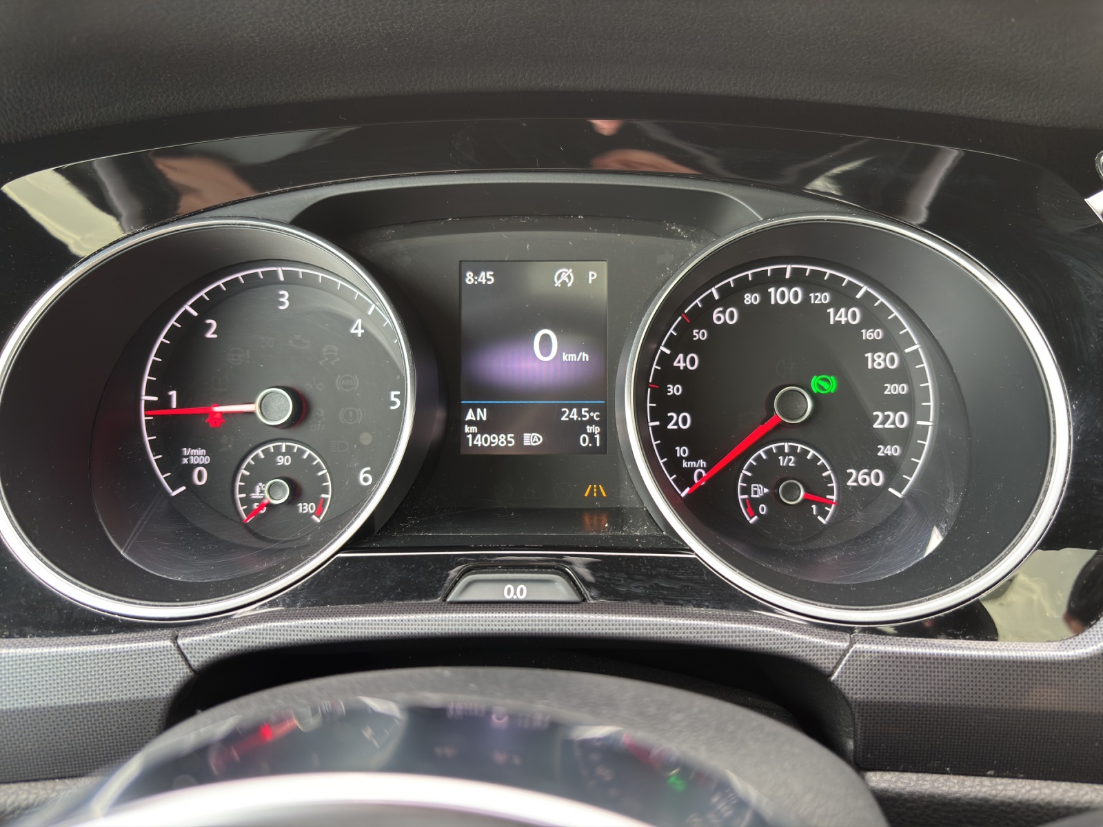 VW Touran 2.0 TDI BlueMotion Technology Highline R-Line DSG mit AHK, Panorama-Schiebedach & 7 Sitzplätzen-image-14