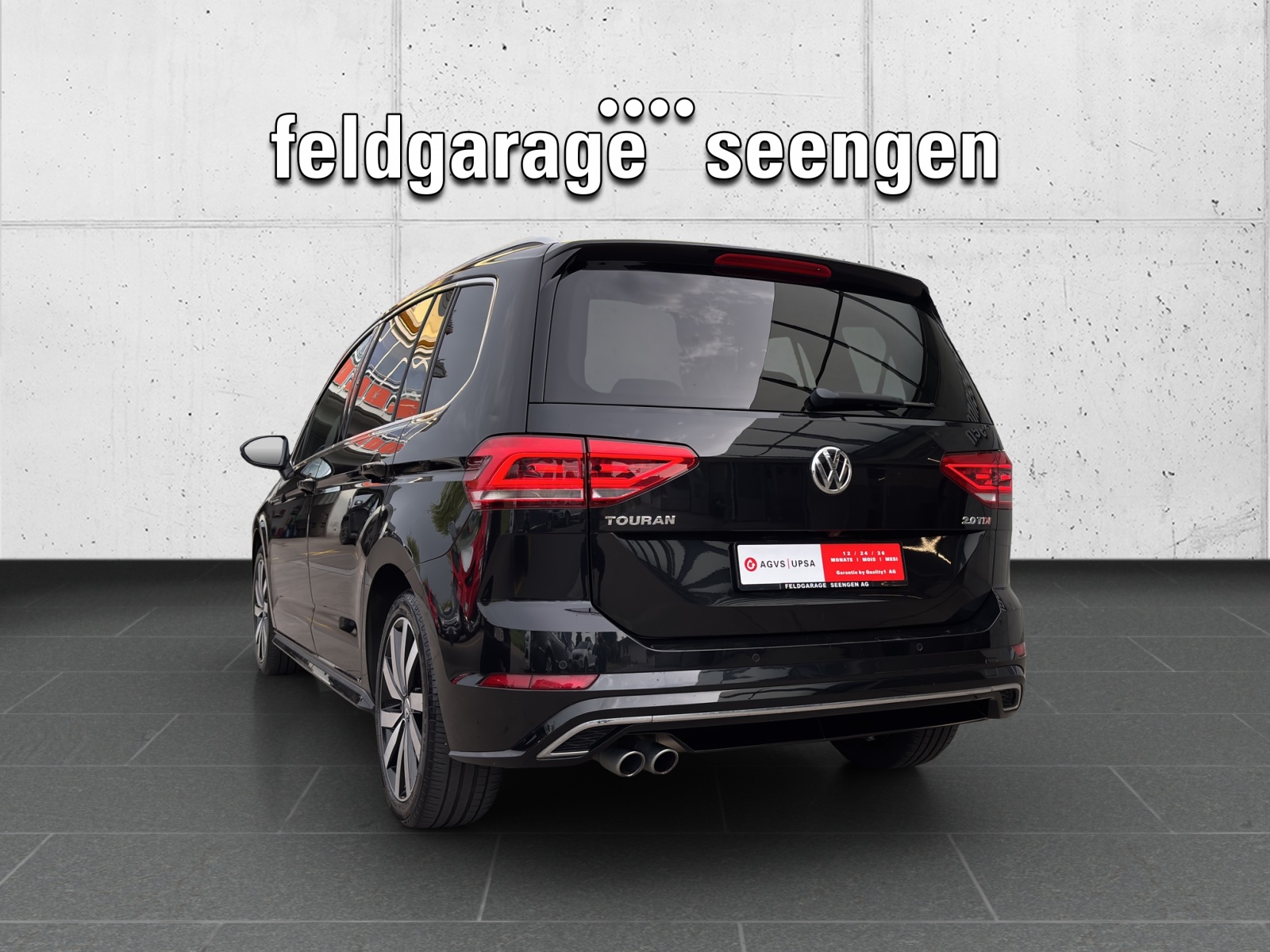 VW Touran 2.0 TDI BlueMotion Technology Highline R-Line DSG mit AHK, Panorama-Schiebedach & 7 Sitzplätzen-image-6