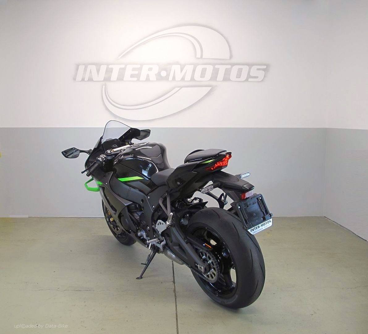 KAWASAKI NINJA ZX 10R-image-4