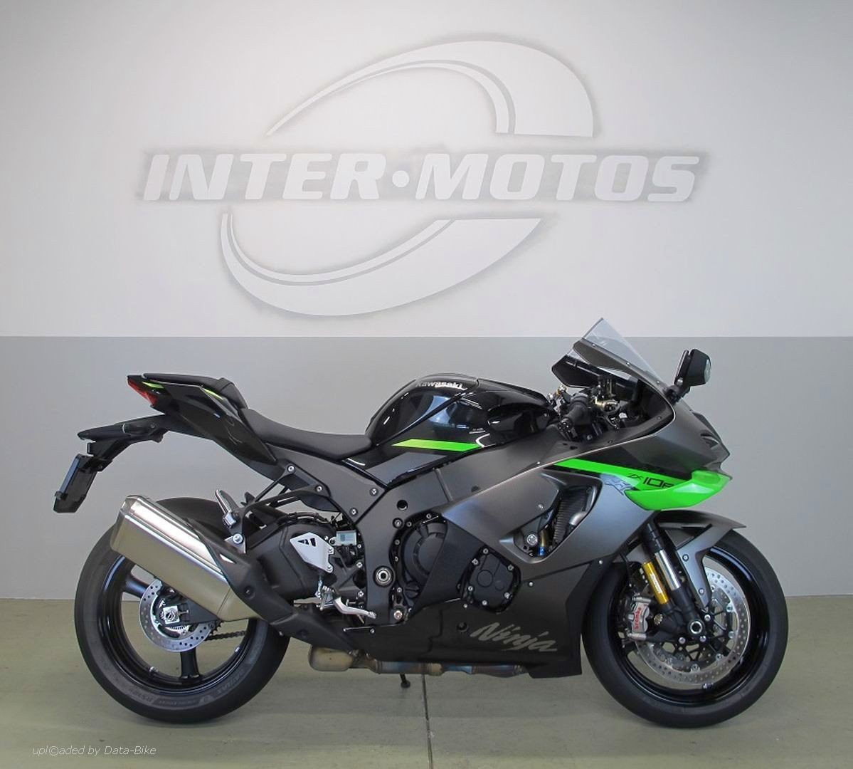 KAWASAKI NINJA ZX 10R-image-0