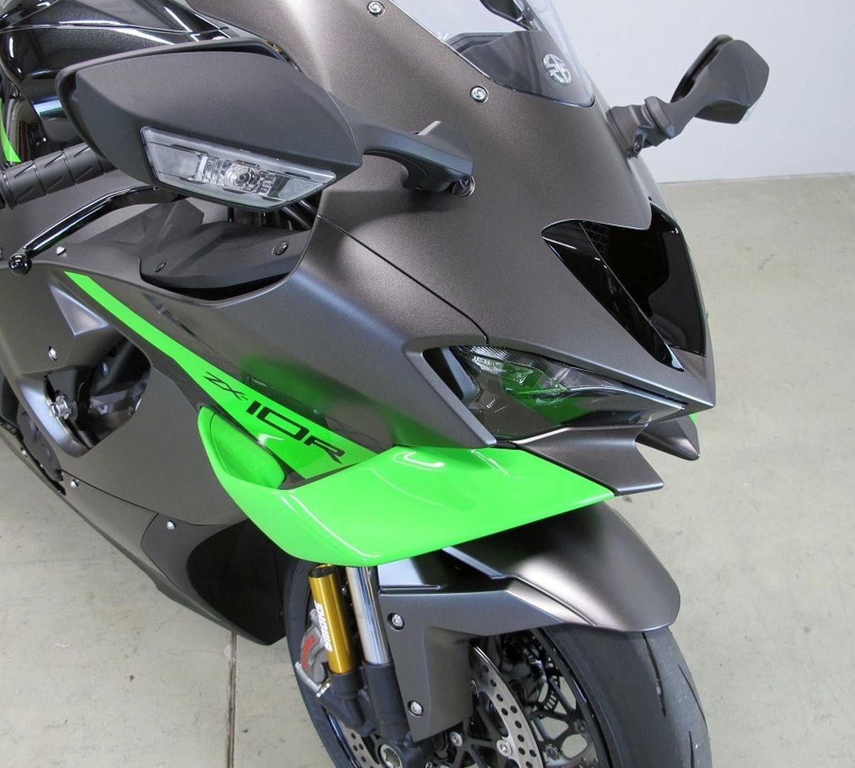 KAWASAKI NINJA ZX 10R-image-7
