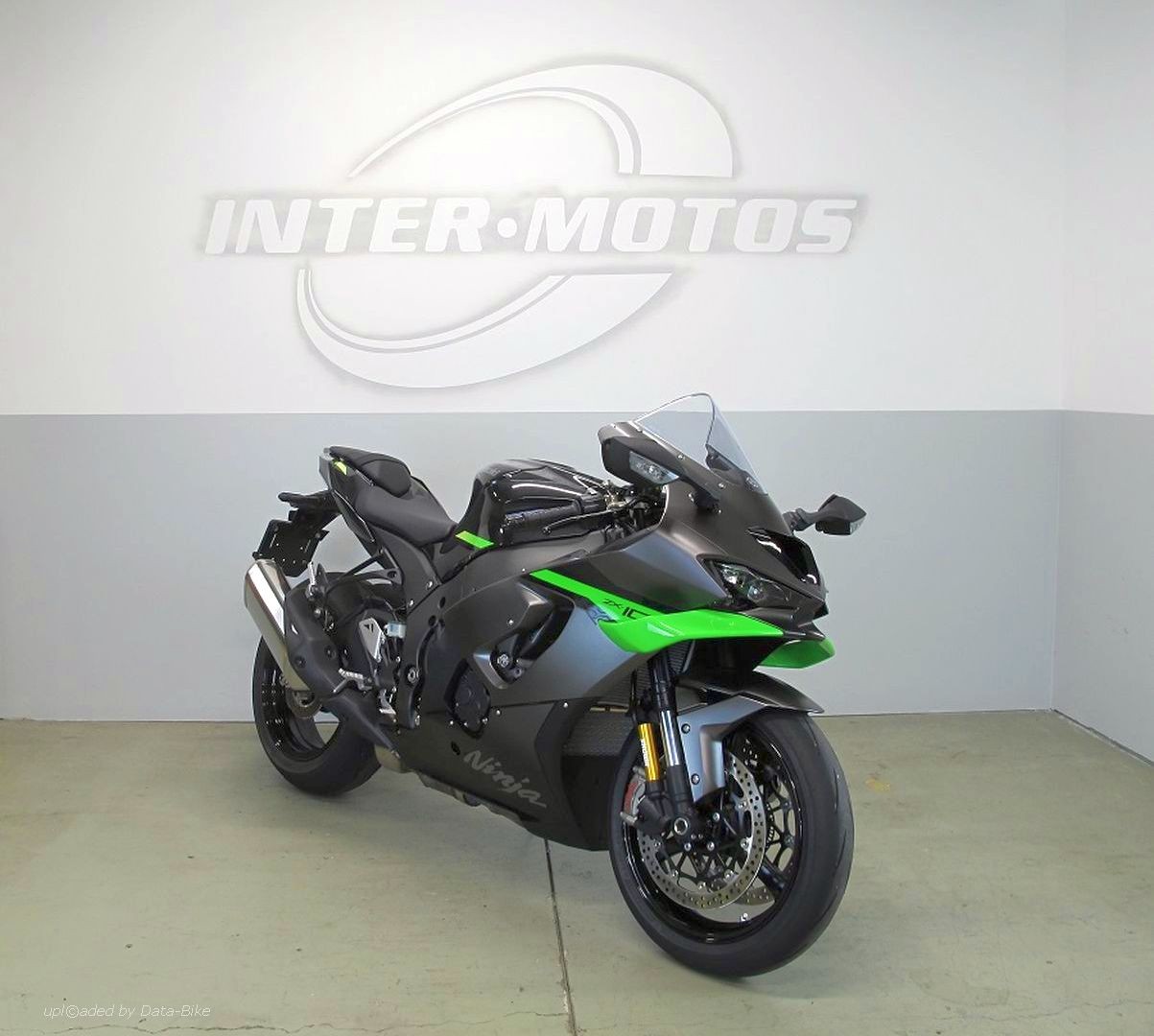 KAWASAKI NINJA ZX 10R-image-1