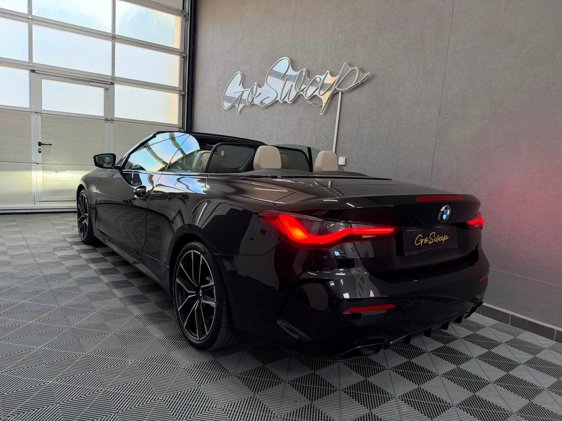 BMW M440i xDrive 48V Cabriolet Steptronic-showroom-element-1