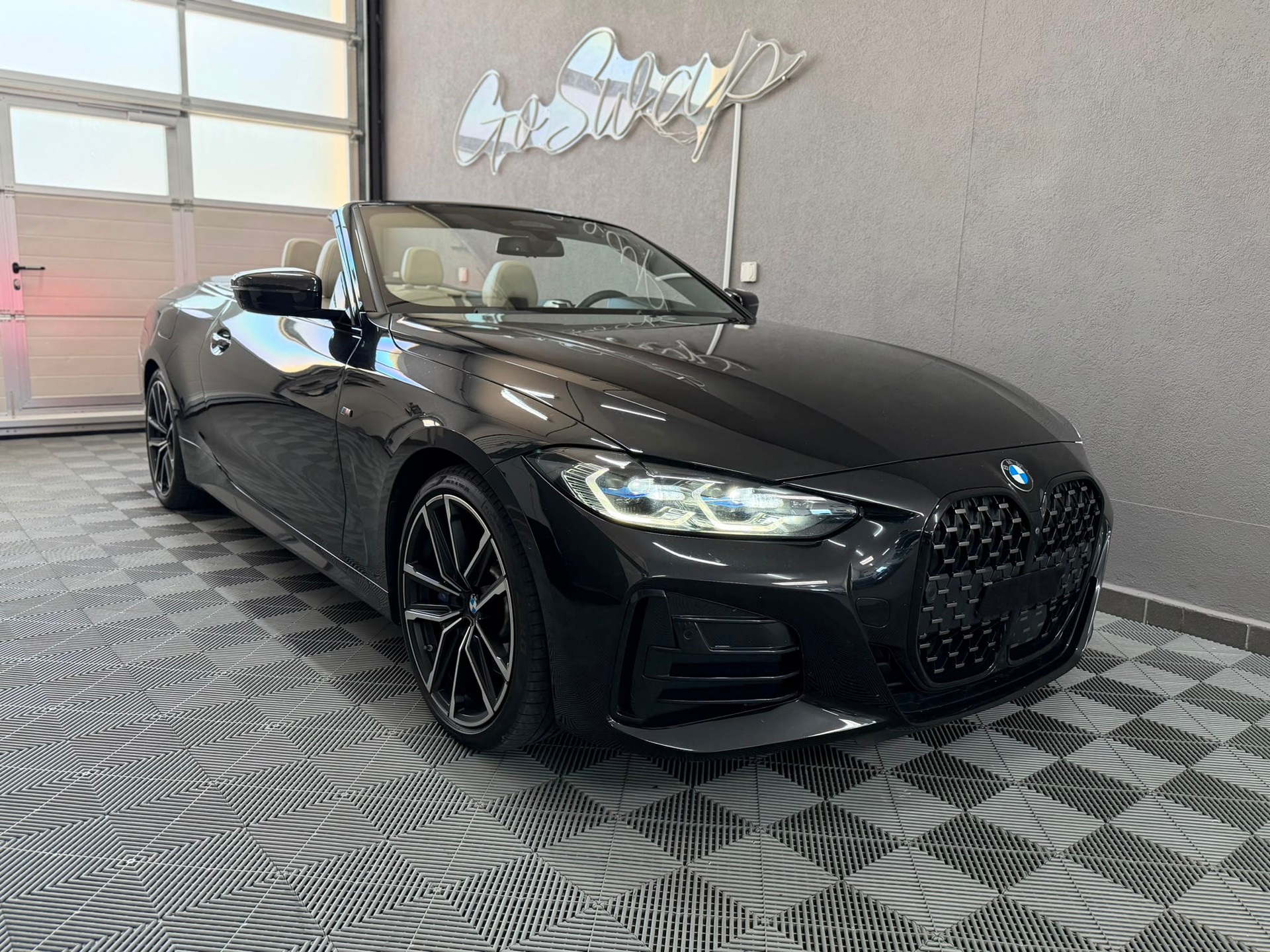BMW M440i xDrive 48V Cabriolet Steptronic-showroom-element-3