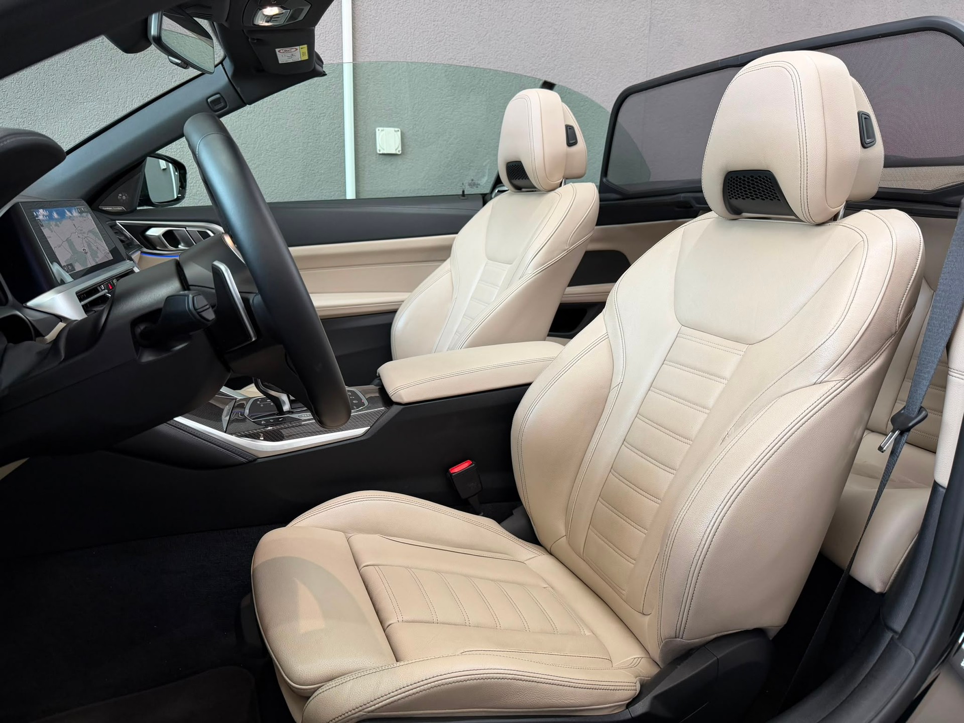 BMW M440i xDrive 48V Cabriolet Steptronic-image-8