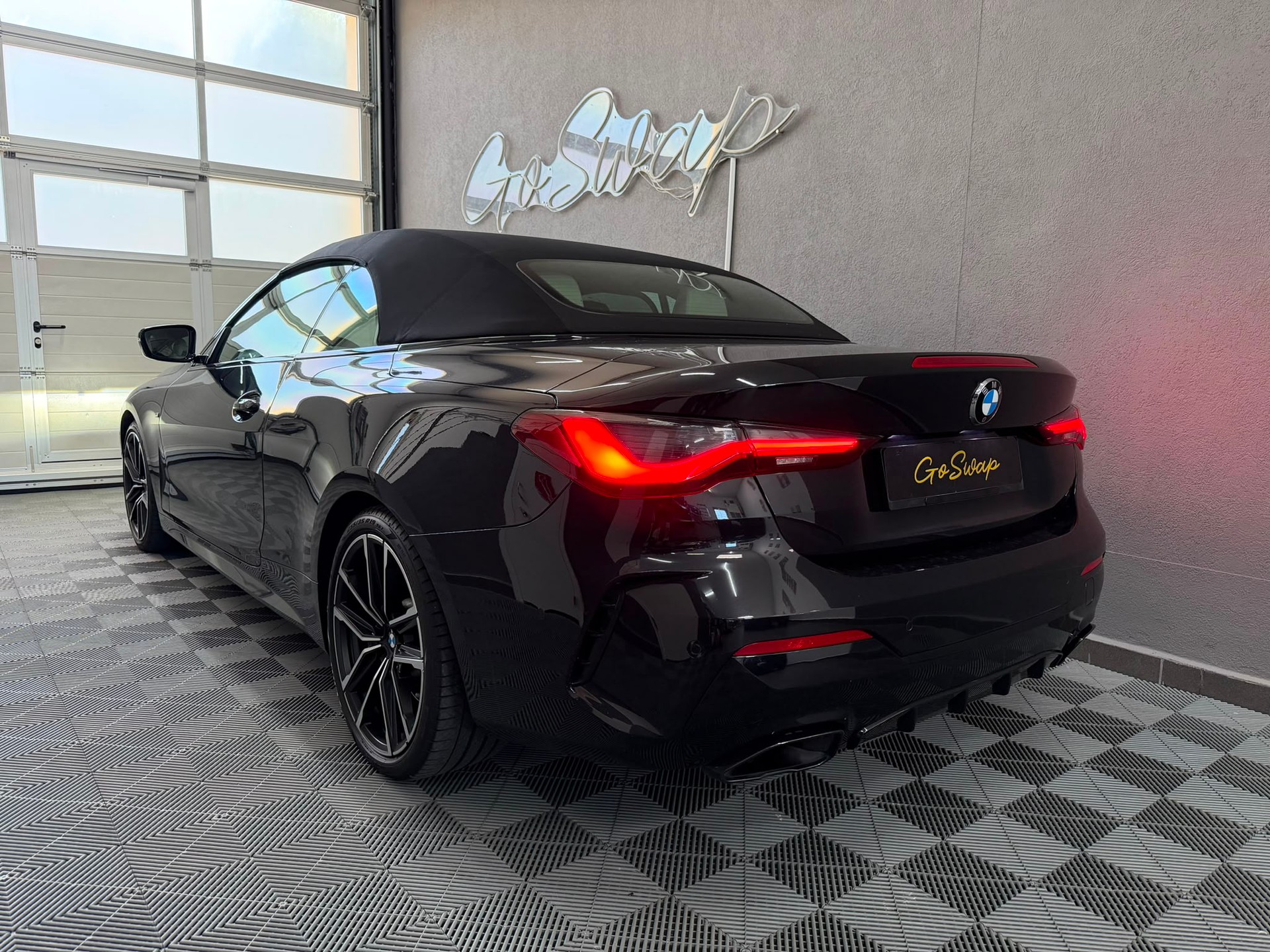 BMW M440i xDrive 48V Cabriolet Steptronic-image-7
