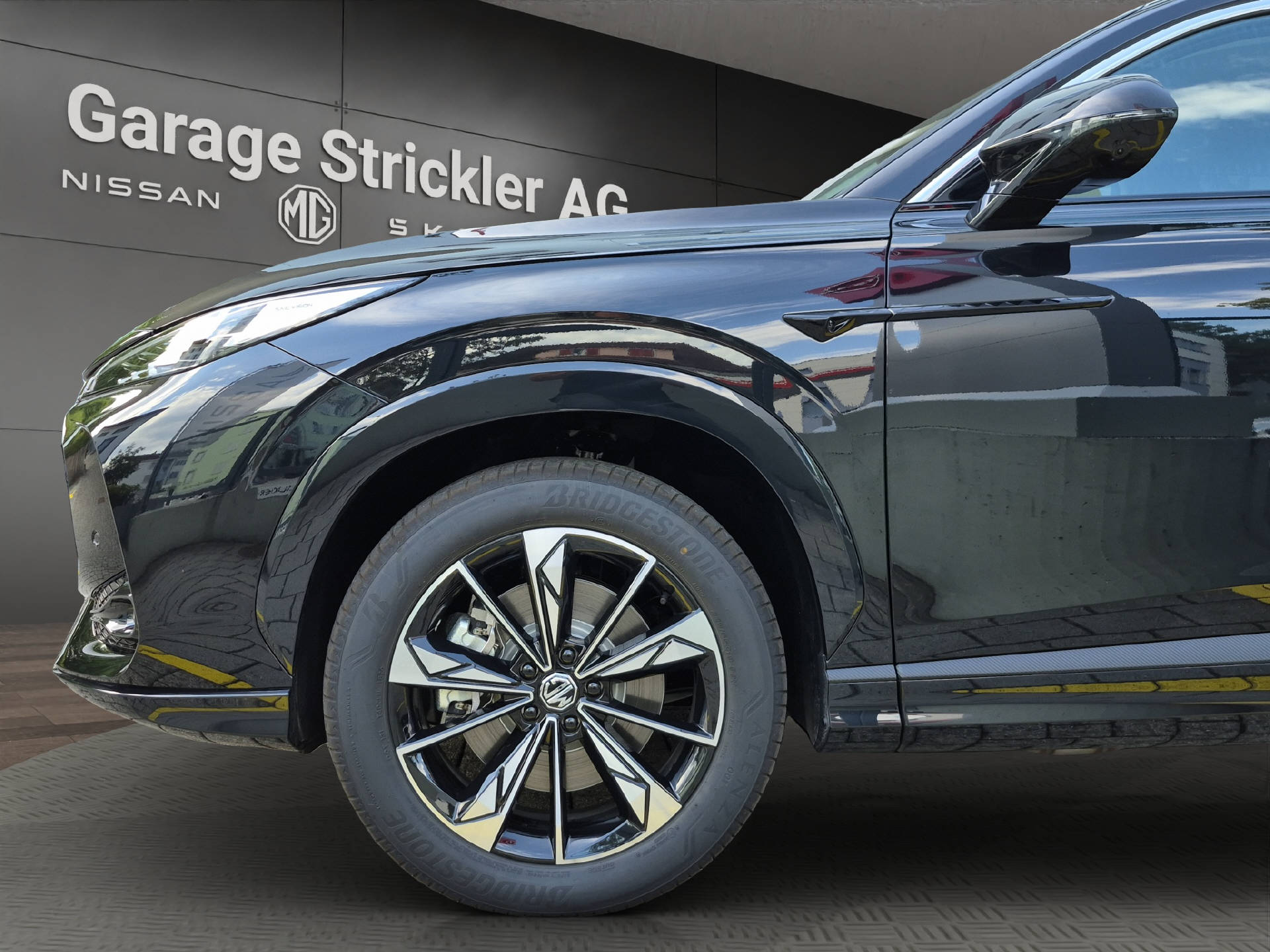 MG HS 1.5 Hybrid Luxury-image-8